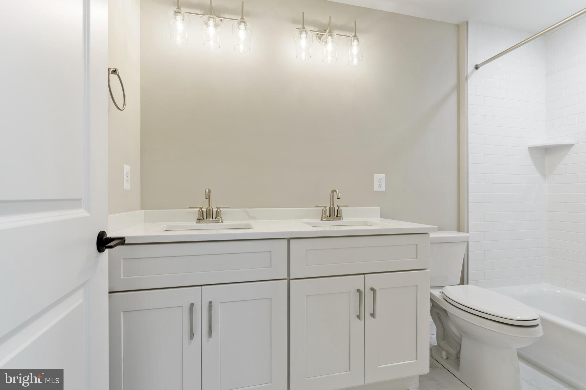 TIMONIUM HEIGHTS - Residential