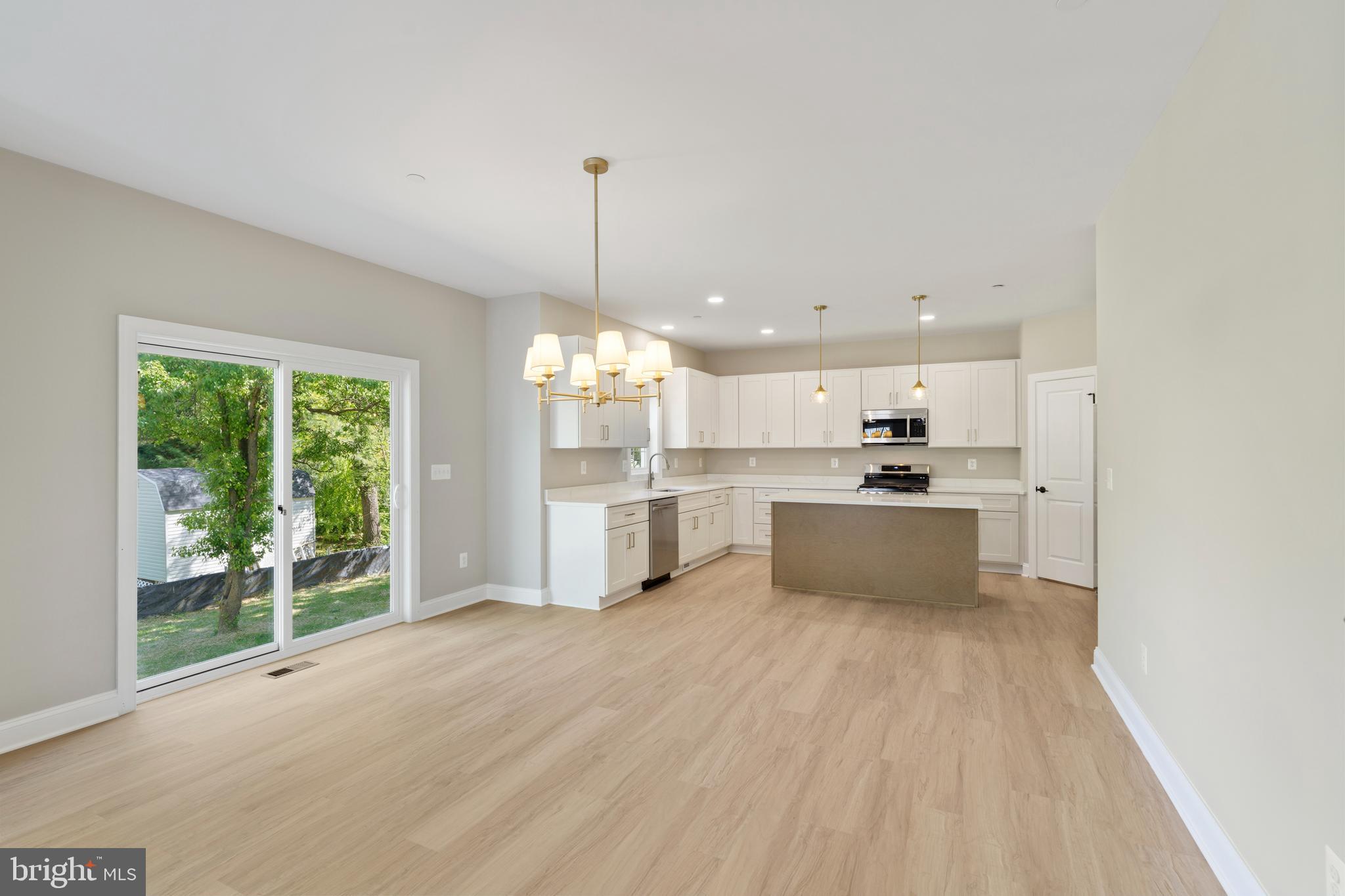 TIMONIUM HEIGHTS - Residential