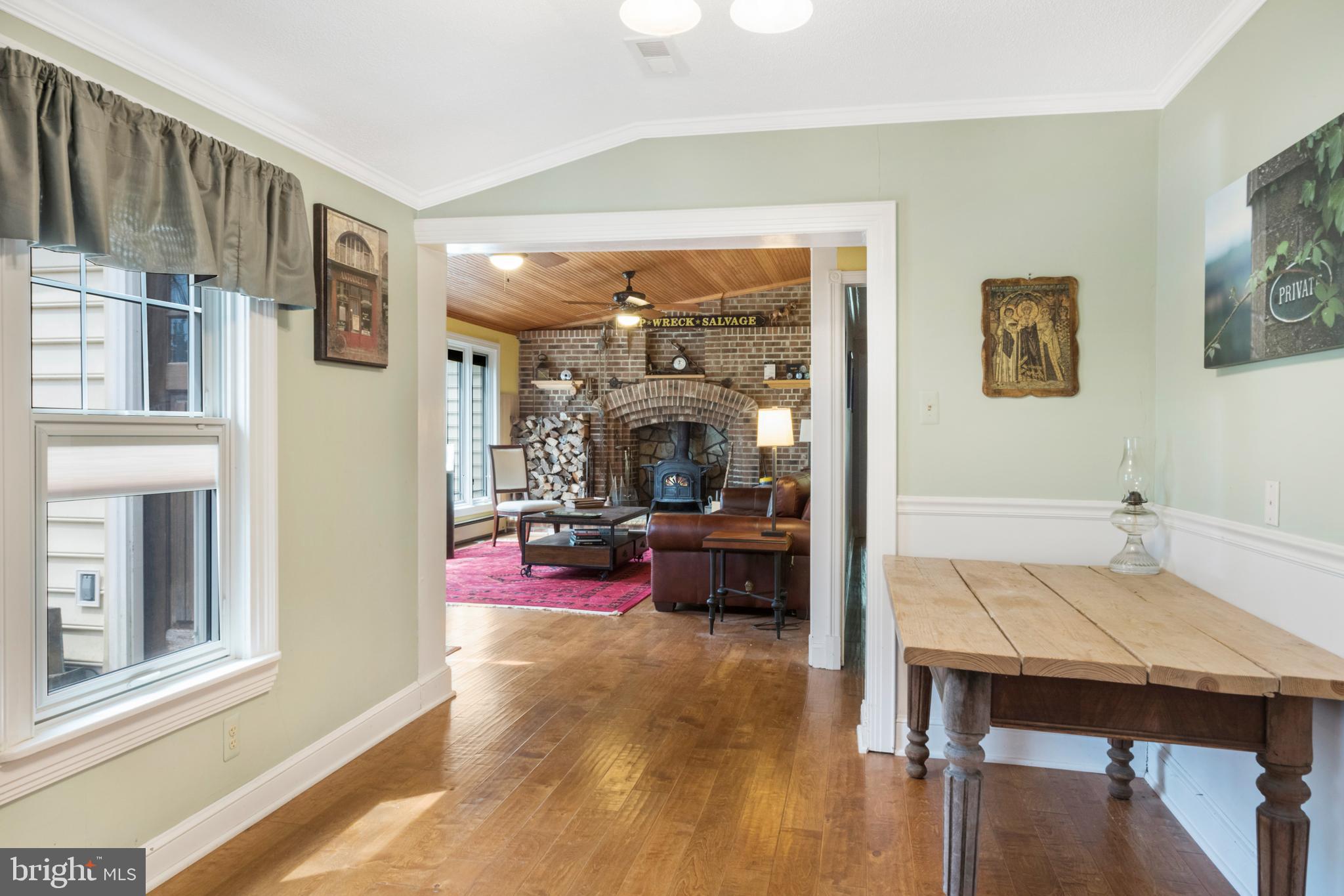 TRACYS LANDING - Residential