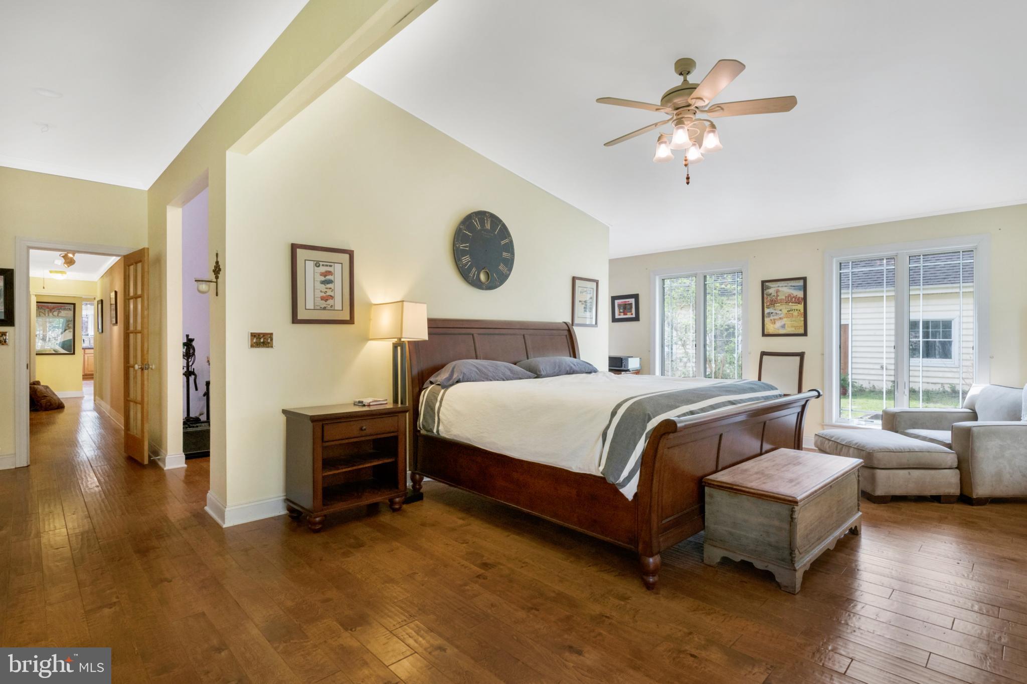 TRACYS LANDING - Residential