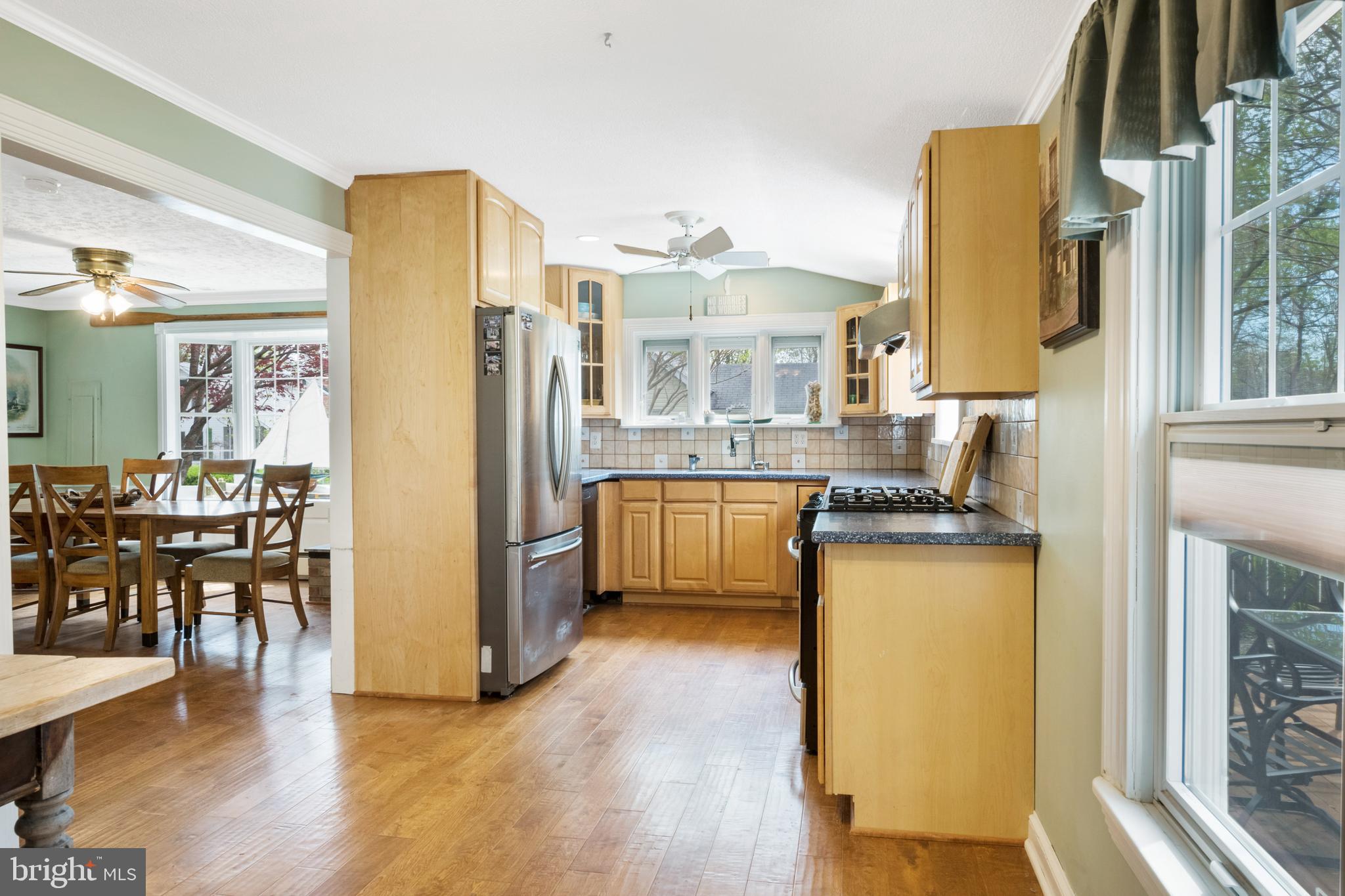 TRACYS LANDING - Residential