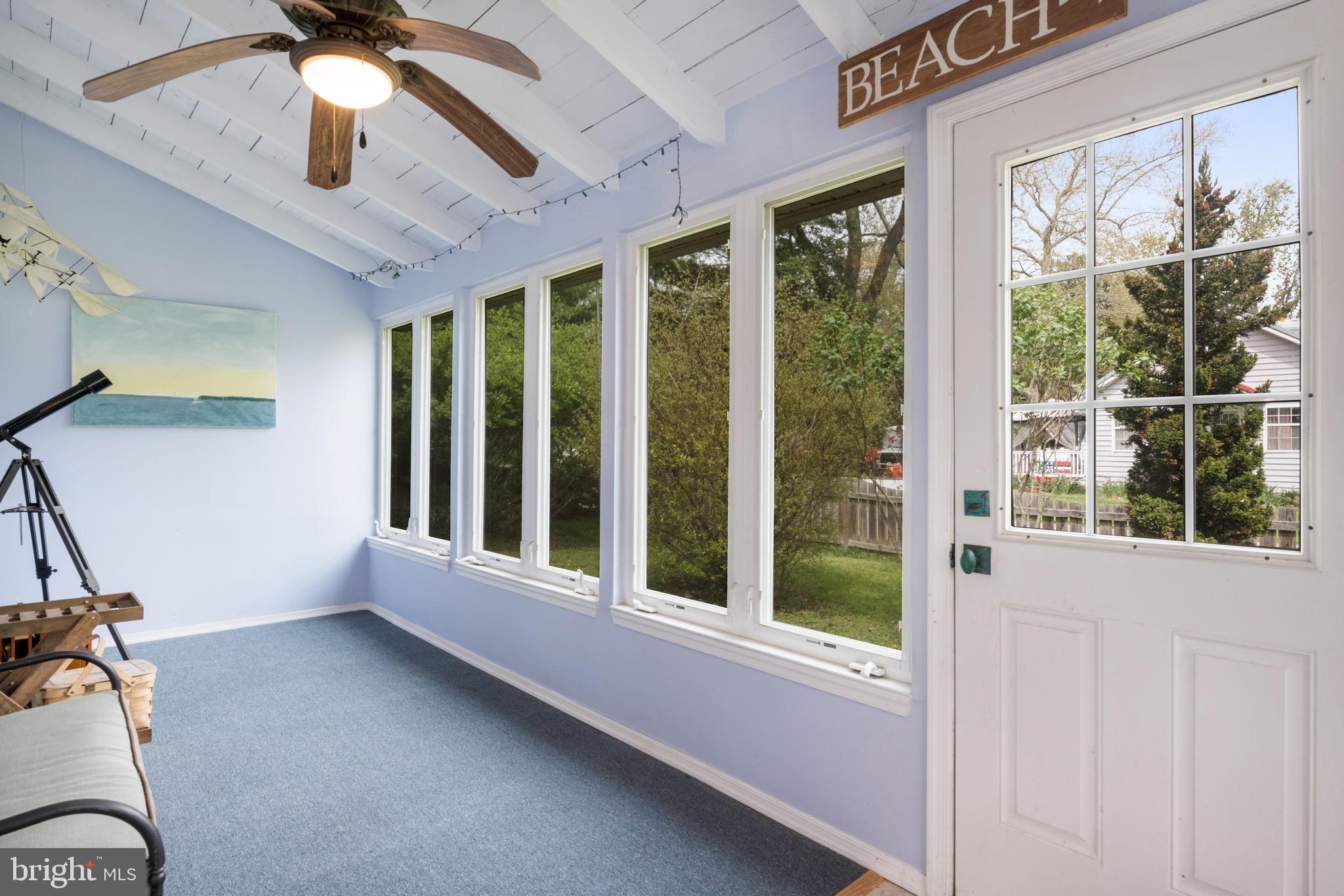 TRACYS LANDING - Residential