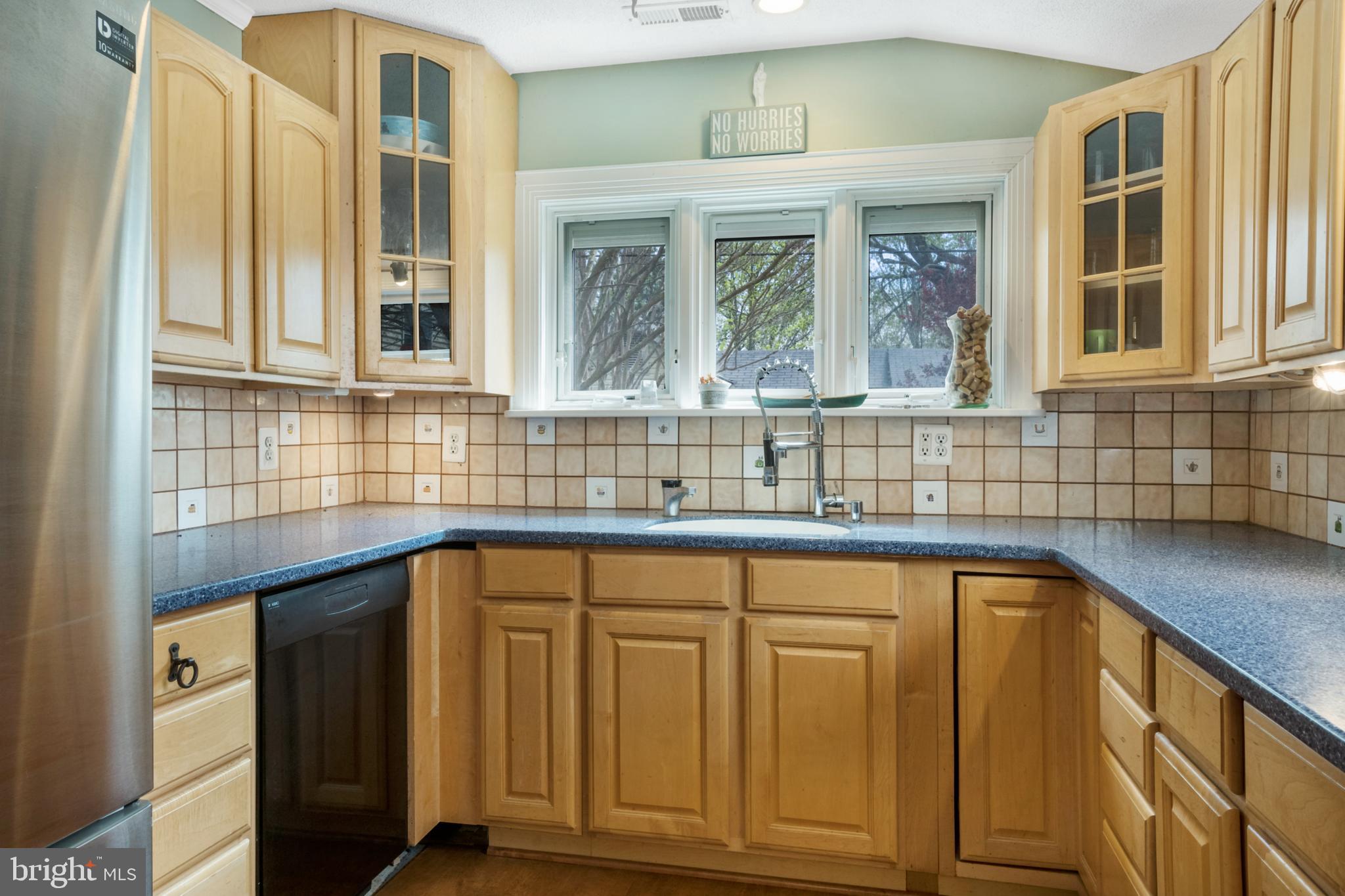 TRACYS LANDING - Residential