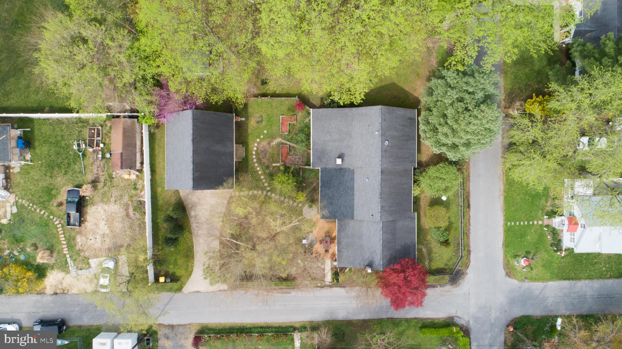 TRACYS LANDING - Residential