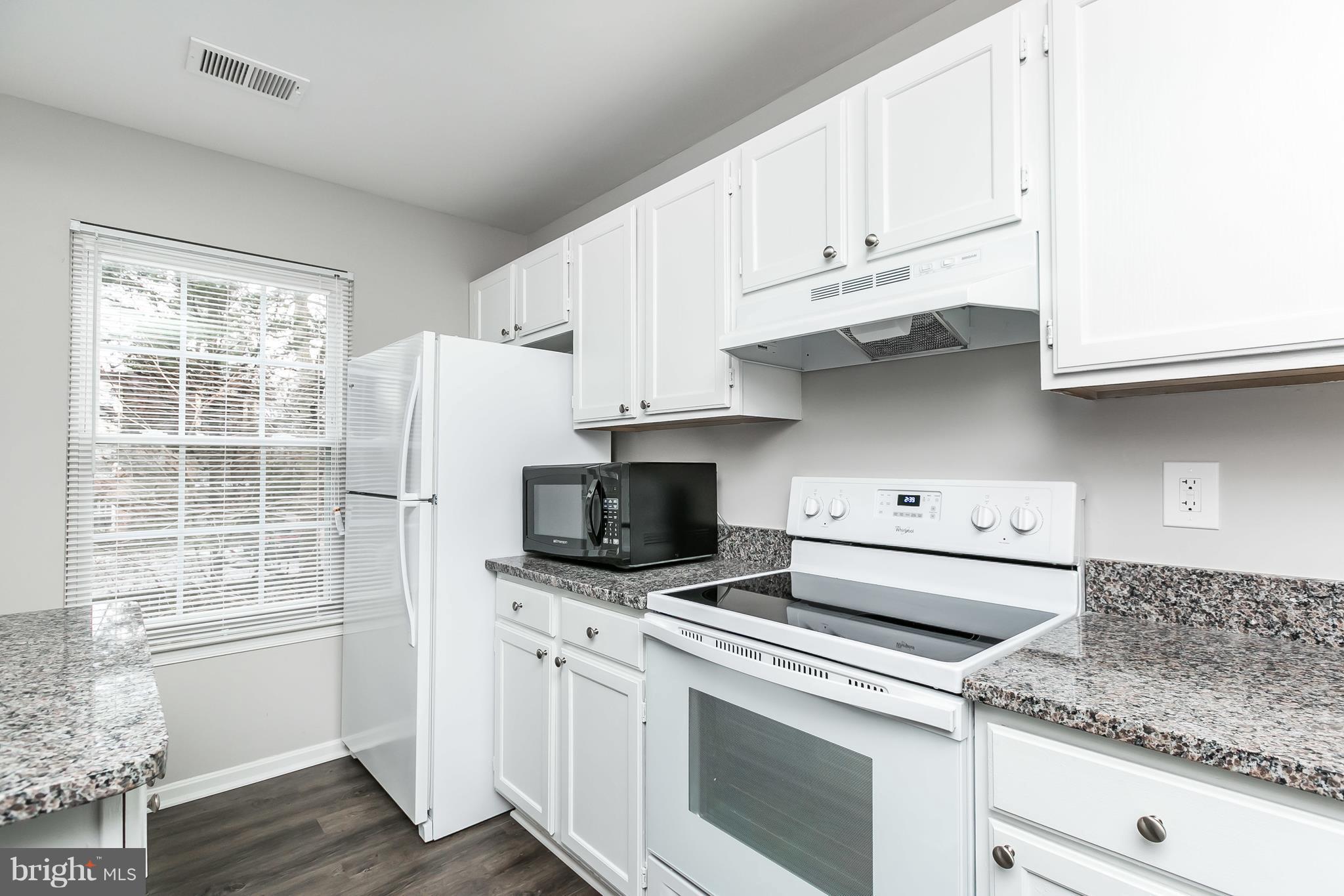 CEDAR GROVE AT CROFTON - Residential Lease