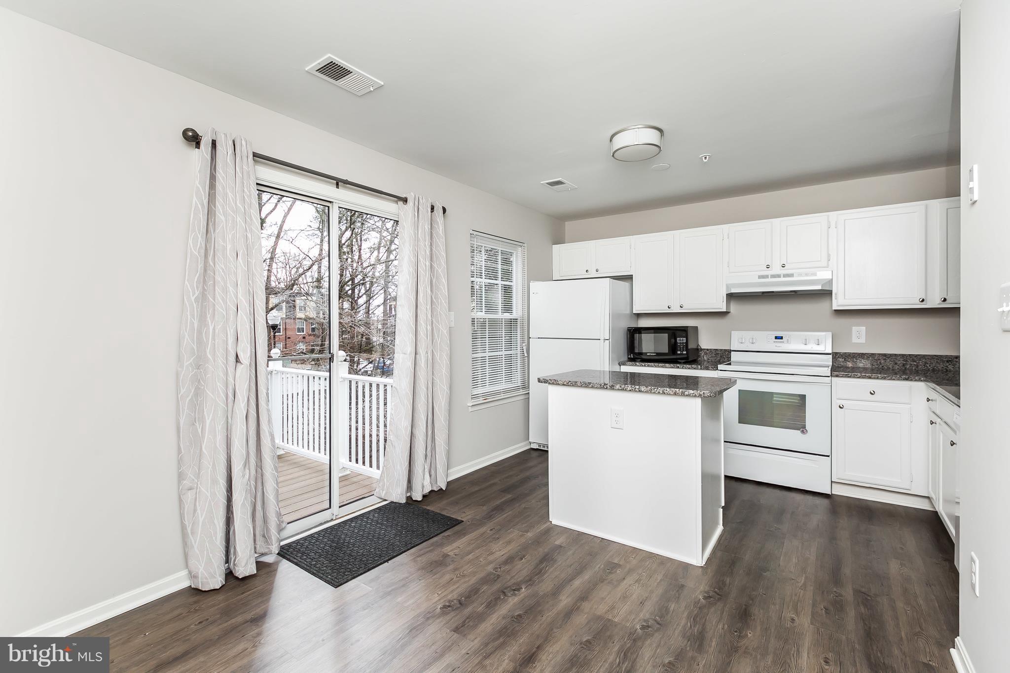 CEDAR GROVE AT CROFTON - Residential Lease