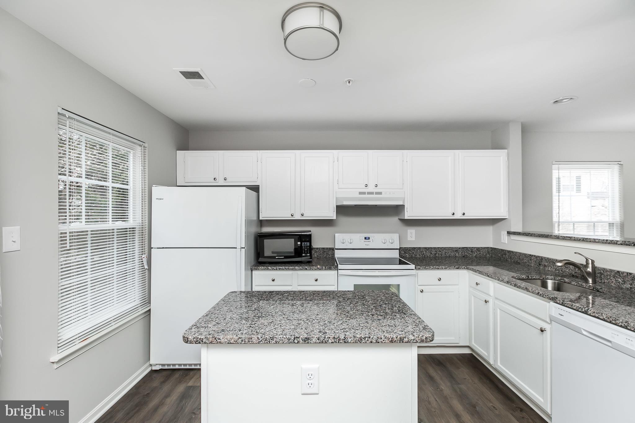 CEDAR GROVE AT CROFTON - Residential Lease