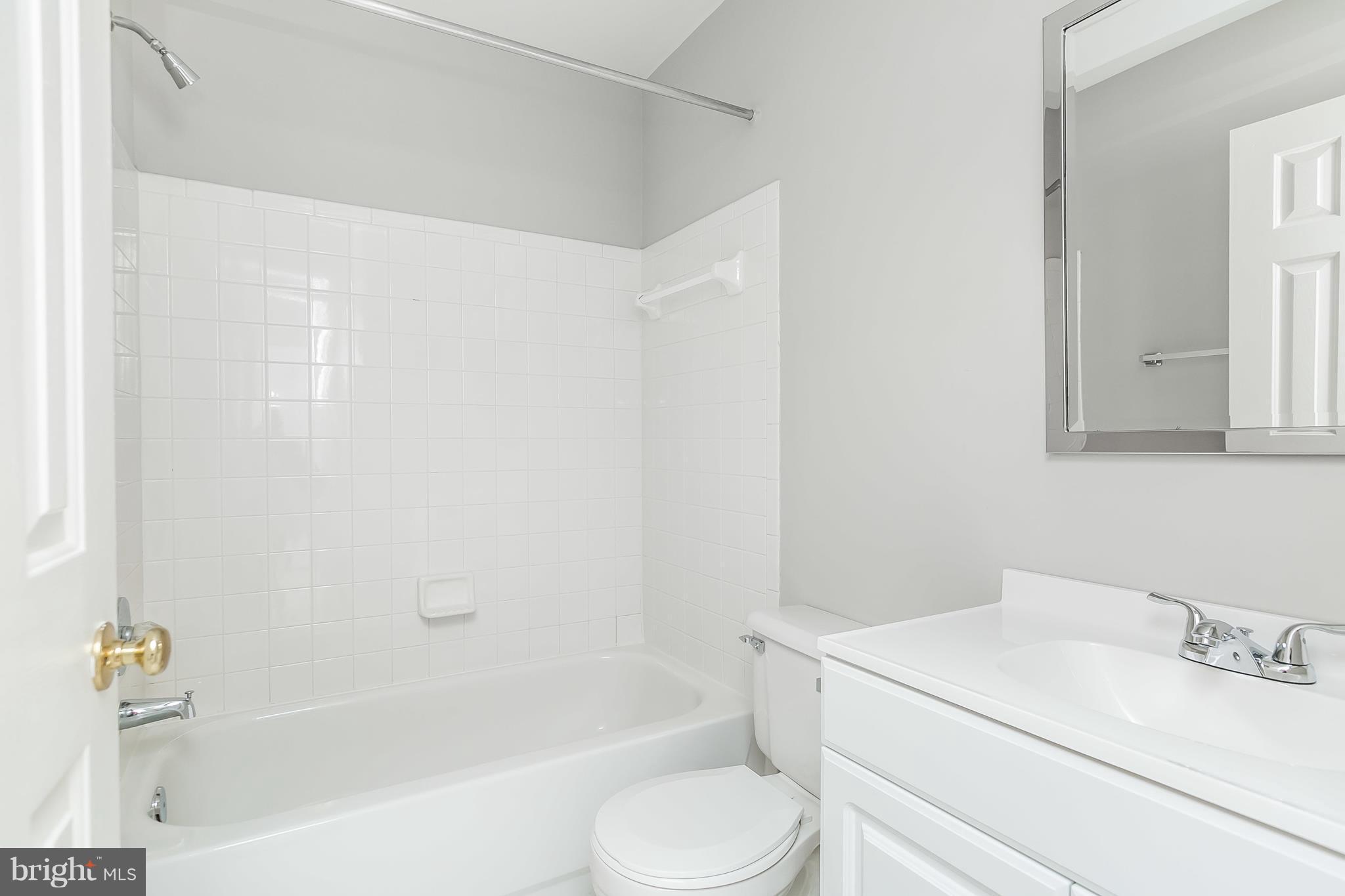 CEDAR GROVE AT CROFTON - Residential Lease