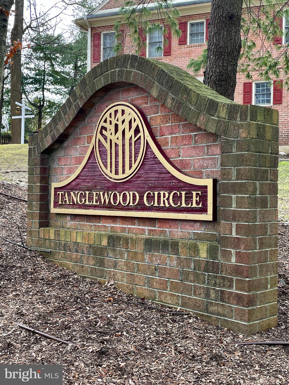 TANGLEWOOD - Residential Lease