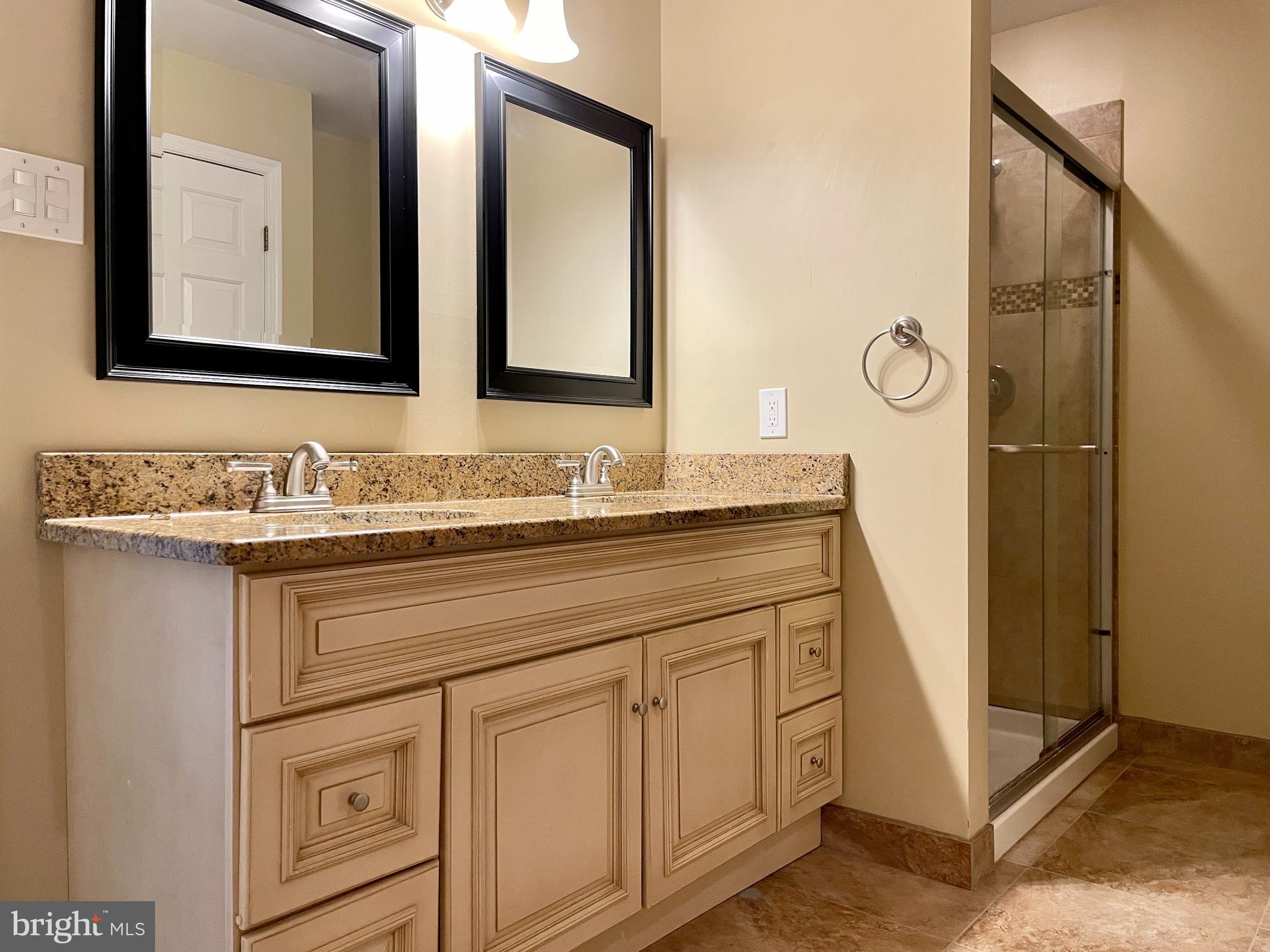 TANGLEWOOD - Residential Lease