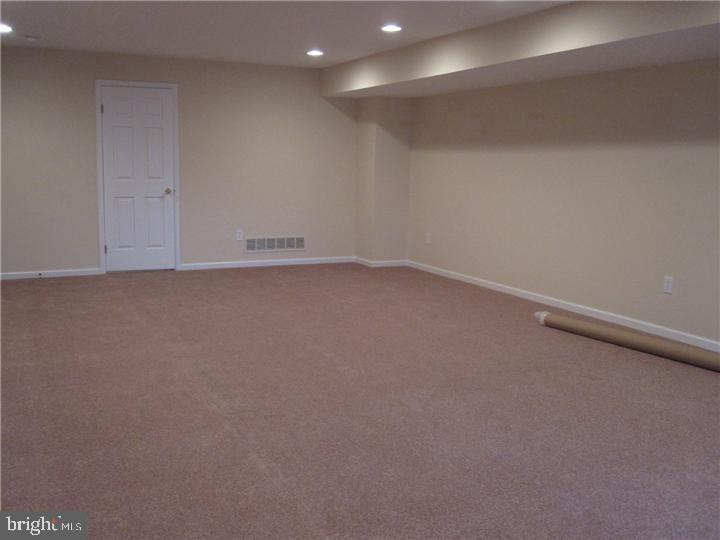 TANGLEWOOD - Residential Lease