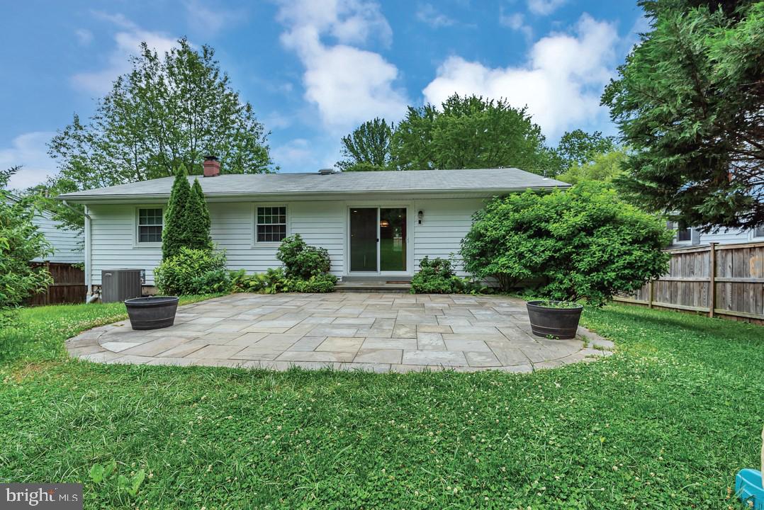 VIENNA WOODS - Residential