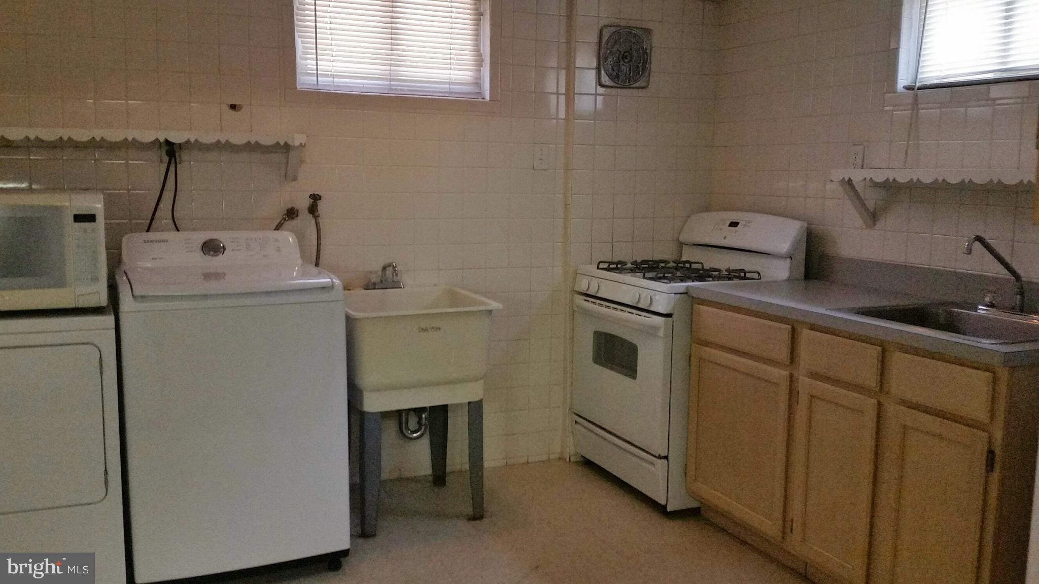 GOOD LUCK ESTATES - Residential Lease