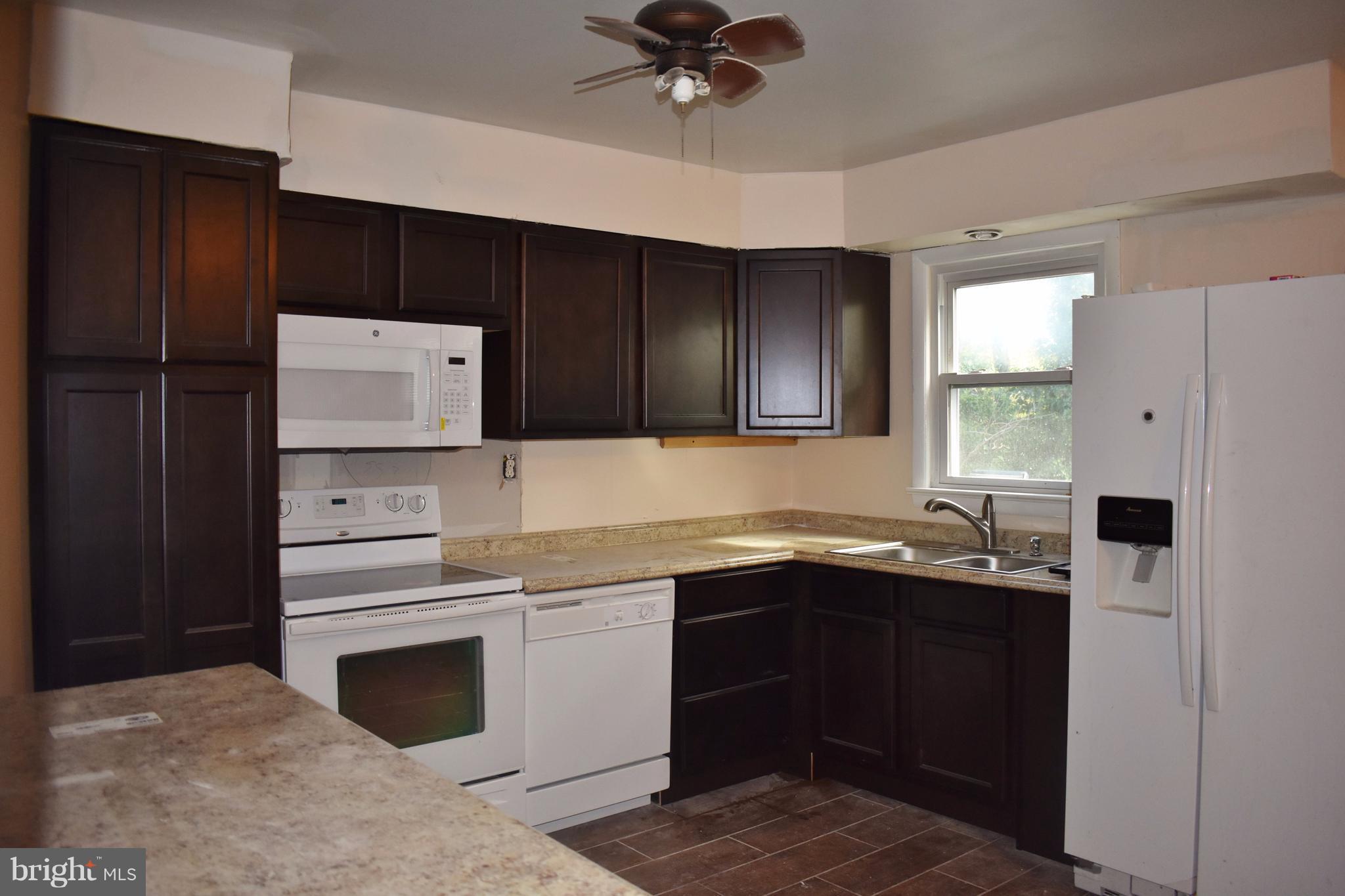 GOOD LUCK ESTATES - Residential Lease