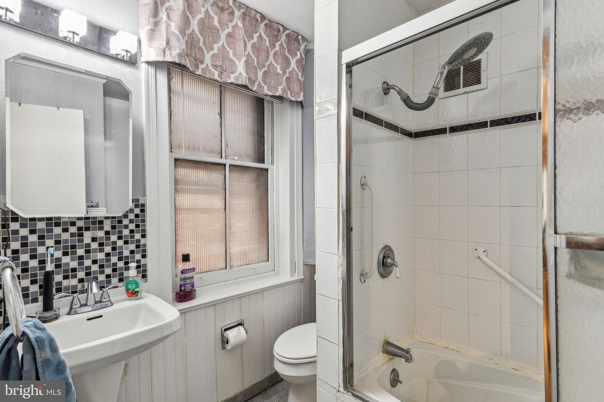 FITLER SQUARE - Residential Income