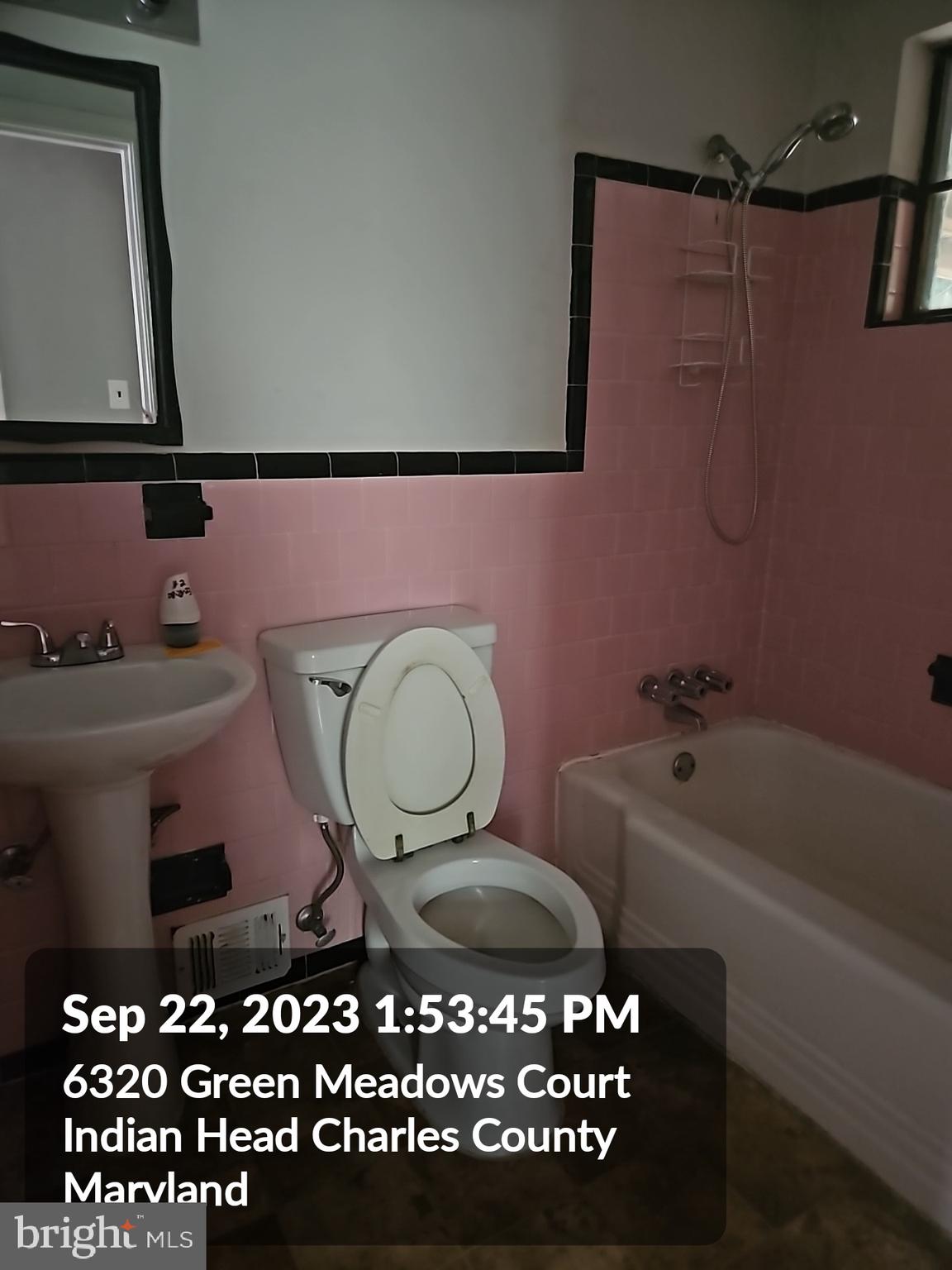 GREEN MEADOWS - Residential