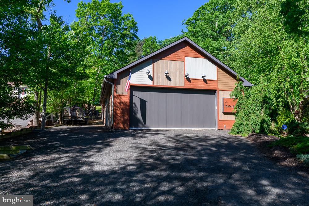 2804 JACKSON DRIVE