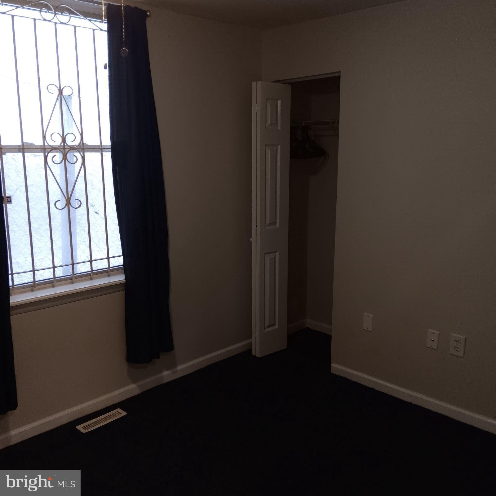 PHILADELPHIA (NORTH) - Residential Lease