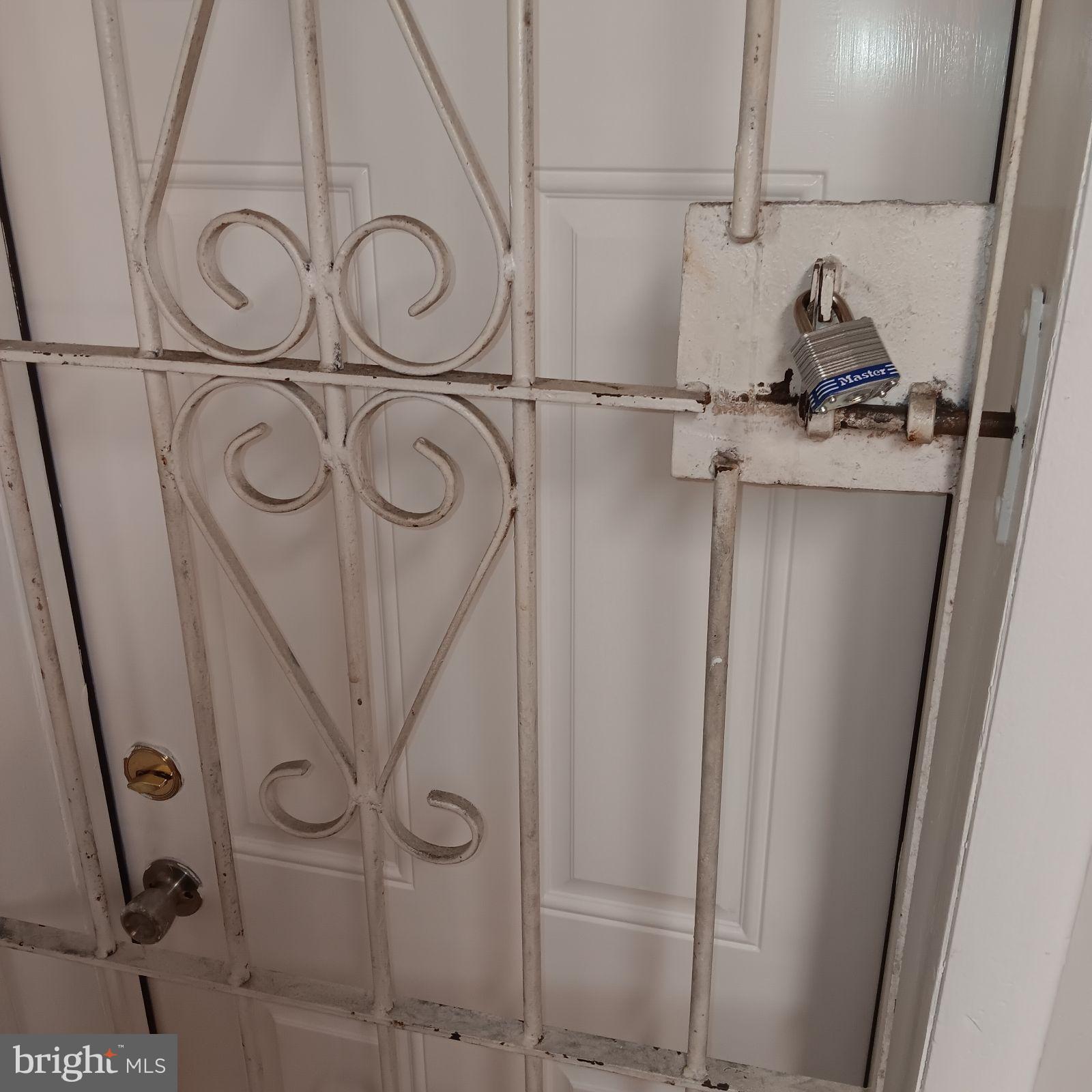 PHILADELPHIA (NORTH) - Residential Lease