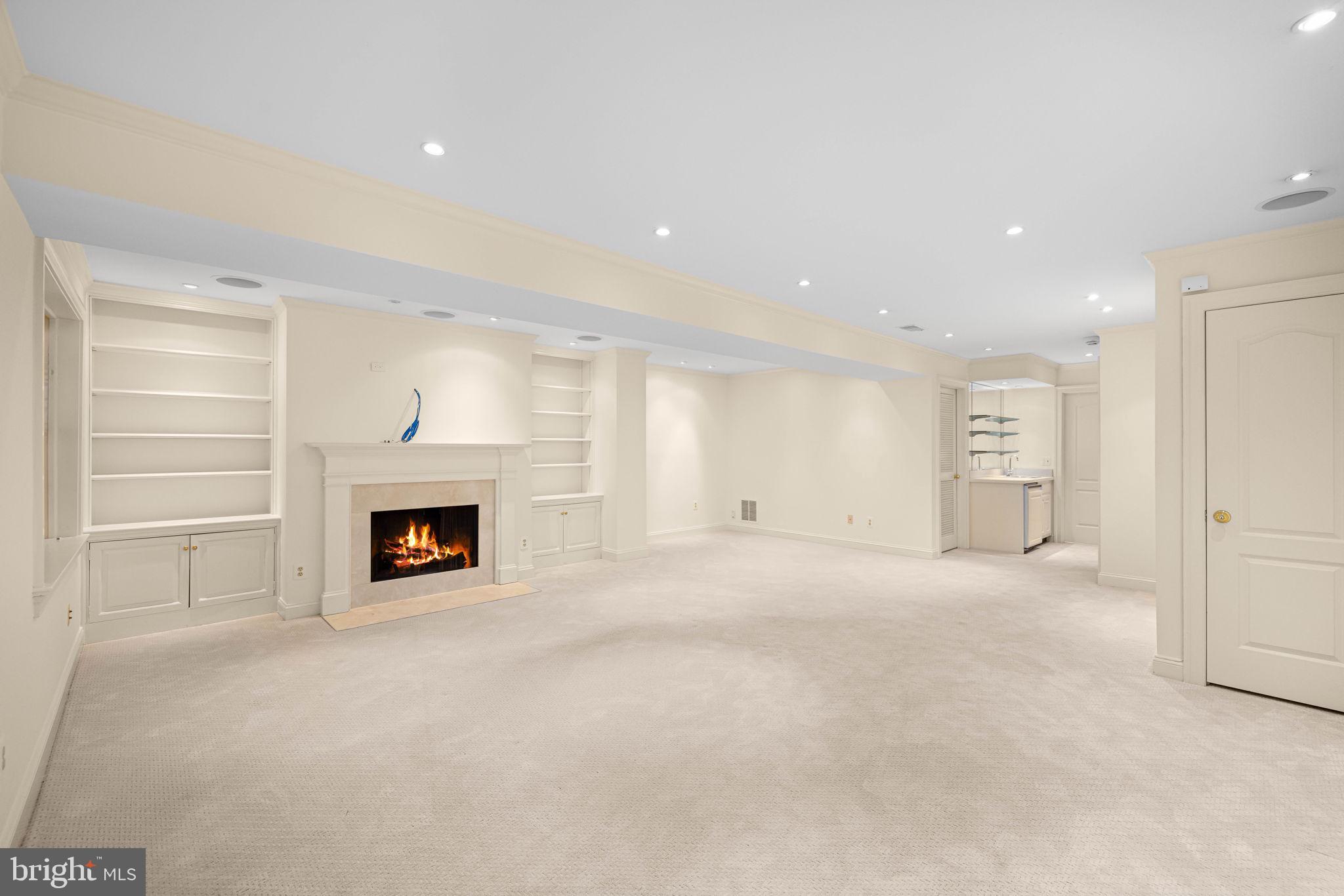 GEORGETOWN - Residential Lease