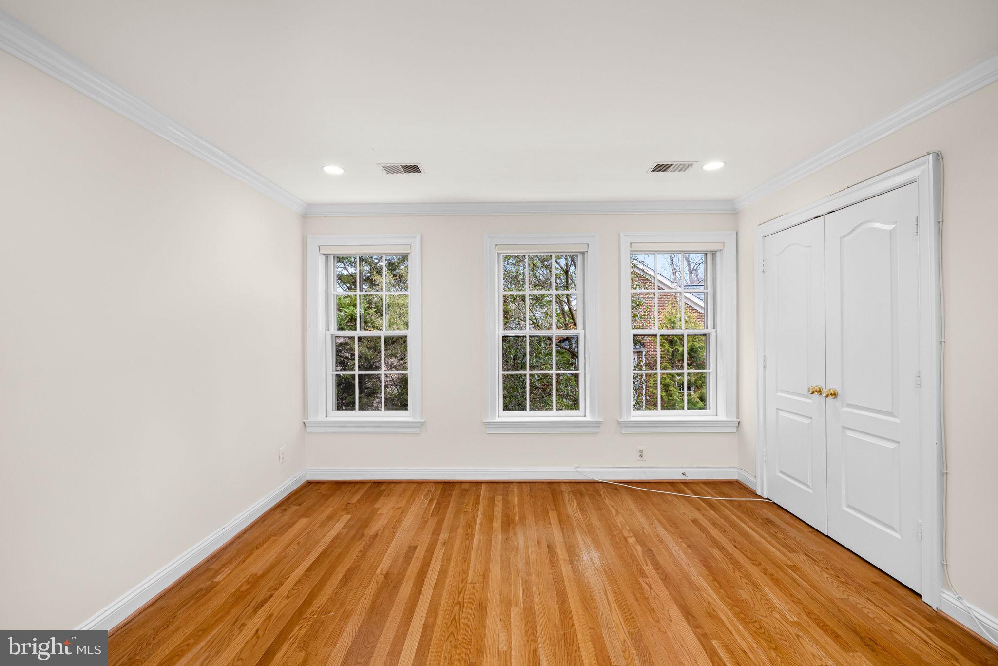 GEORGETOWN - Residential Lease