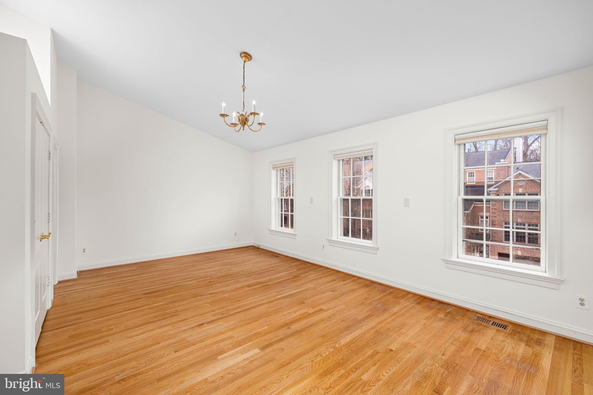 GEORGETOWN - Residential Lease