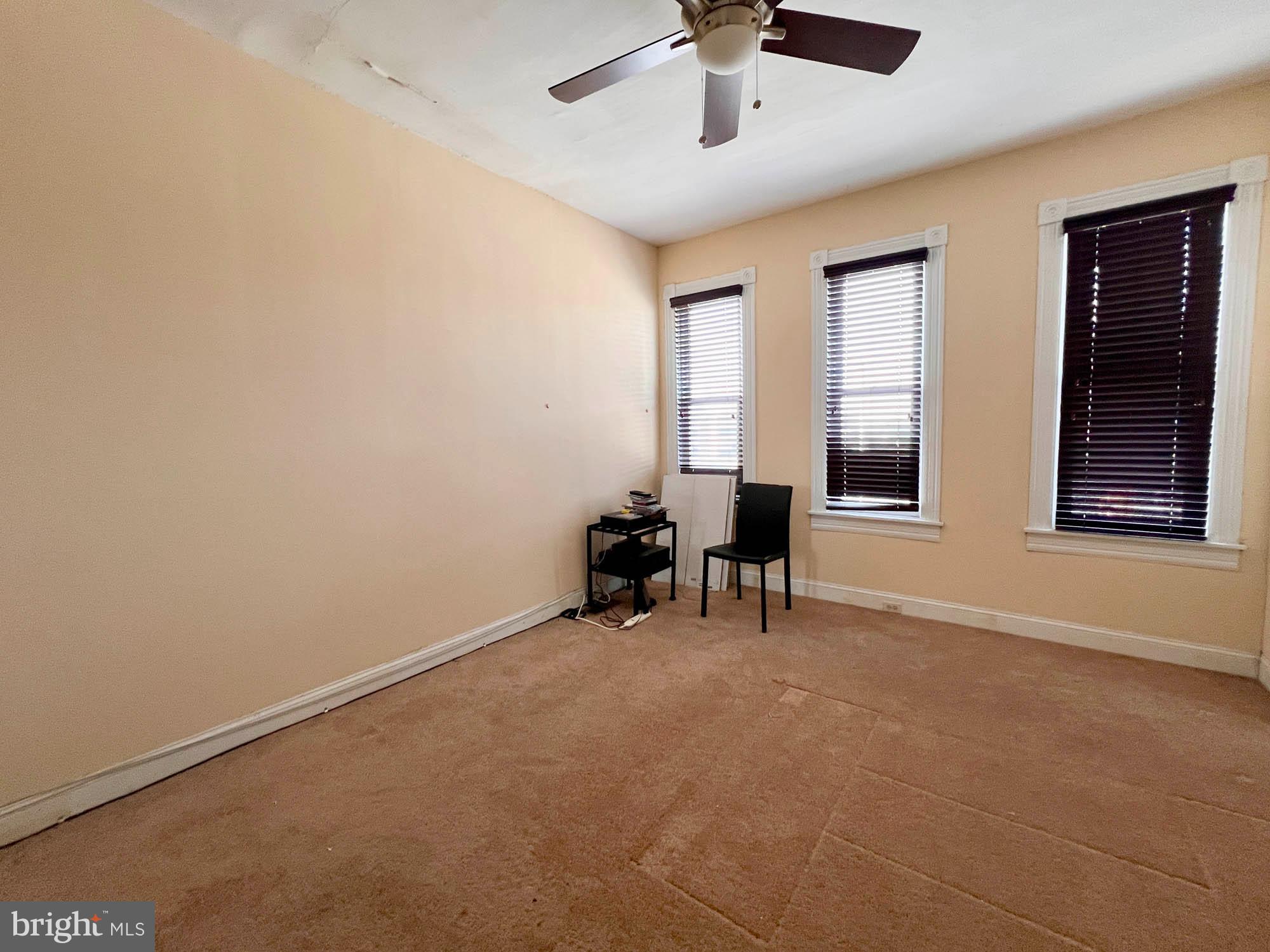 BROADWAY EAST - Commercial Sale