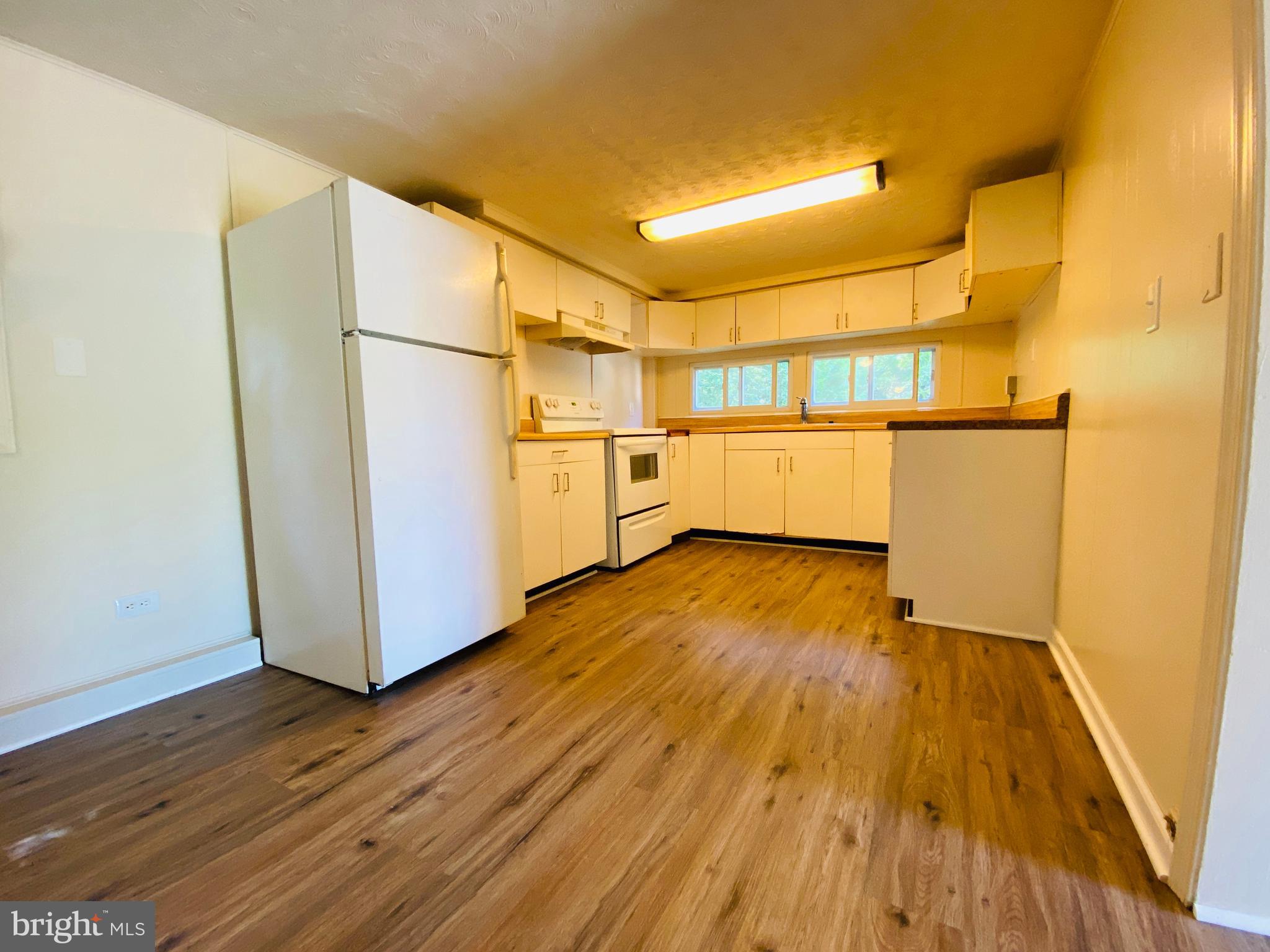 RICHARD BUMBREY - Residential Lease