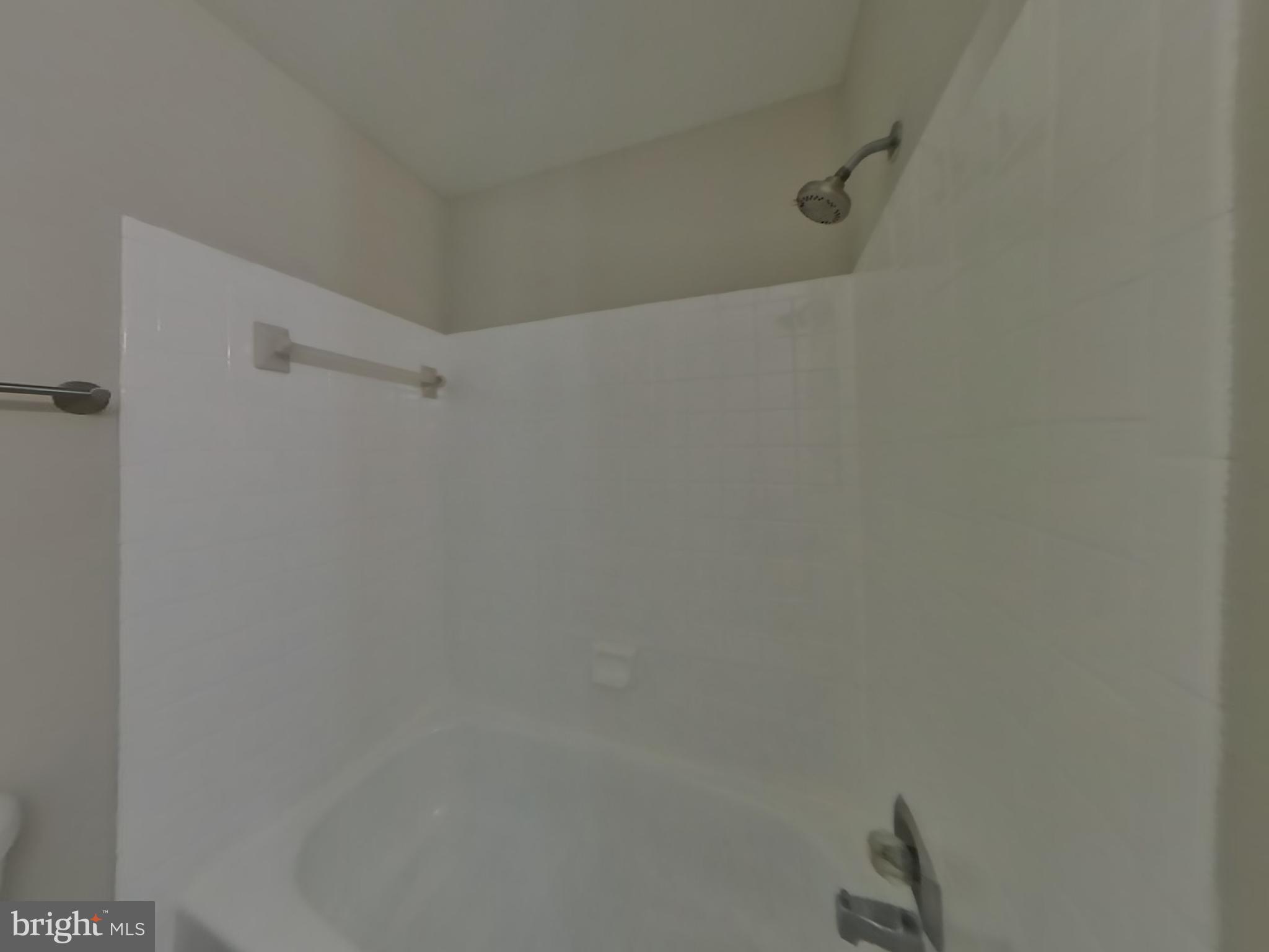 WOODLAND HILLS - Residential Lease