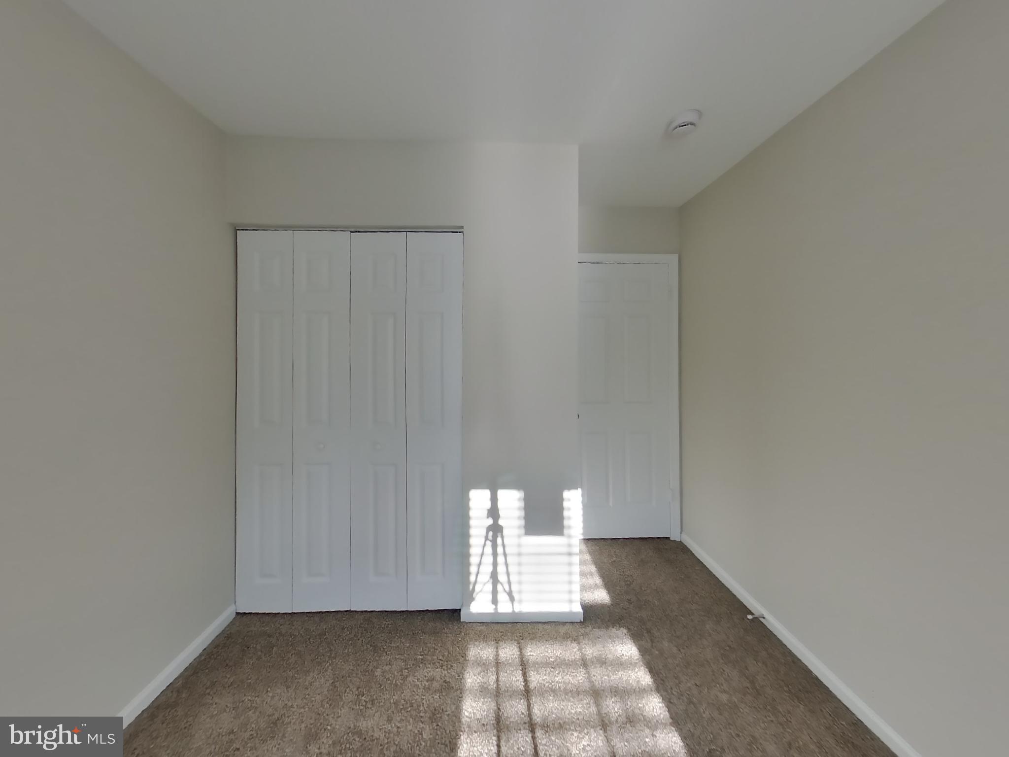 WOODLAND HILLS - Residential Lease