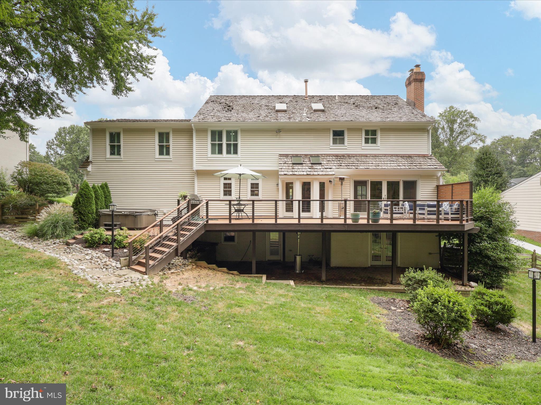 NORTH HILL - Residential