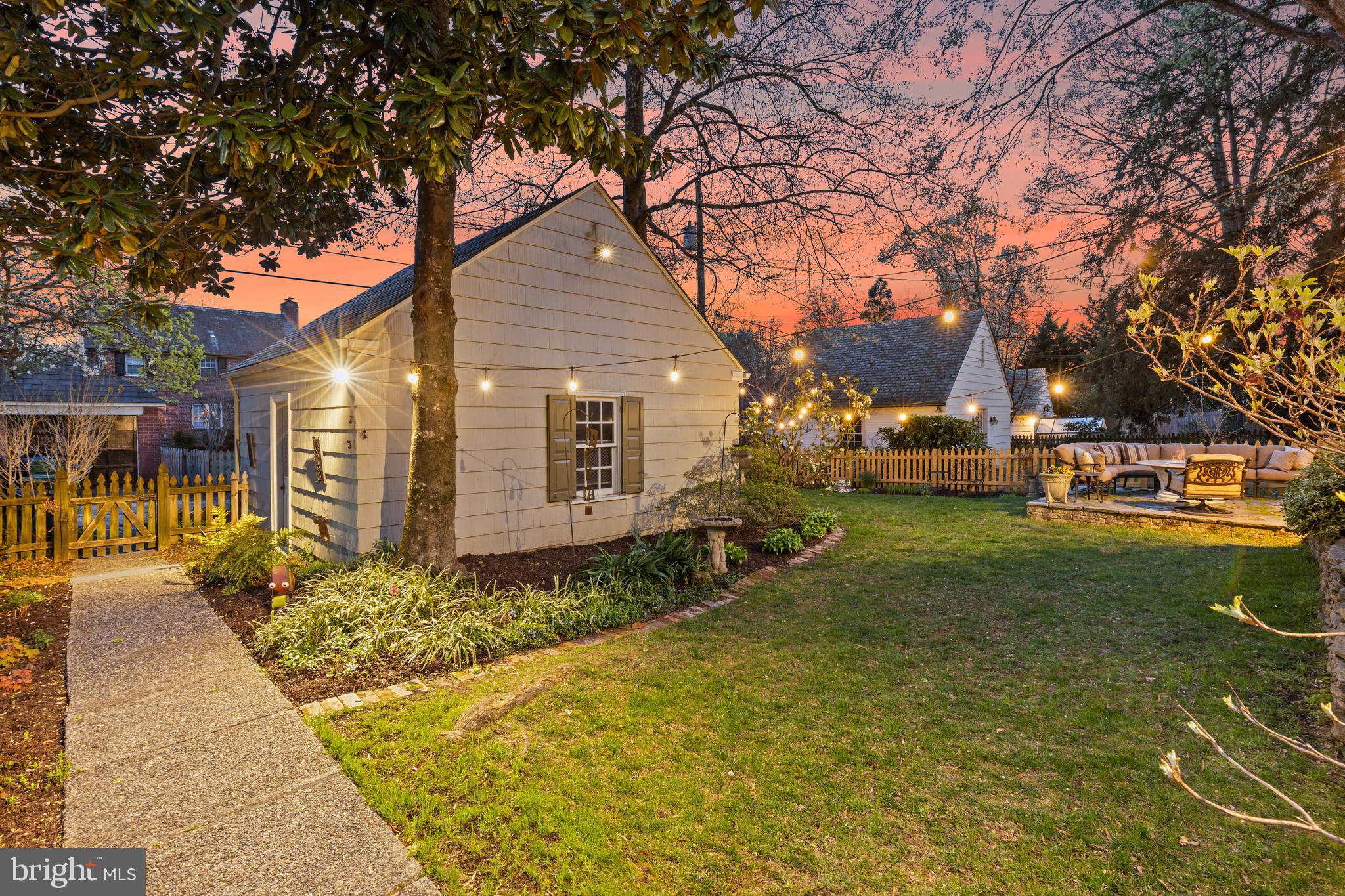 HOMELAND HISTORIC DISTRICT - Residential