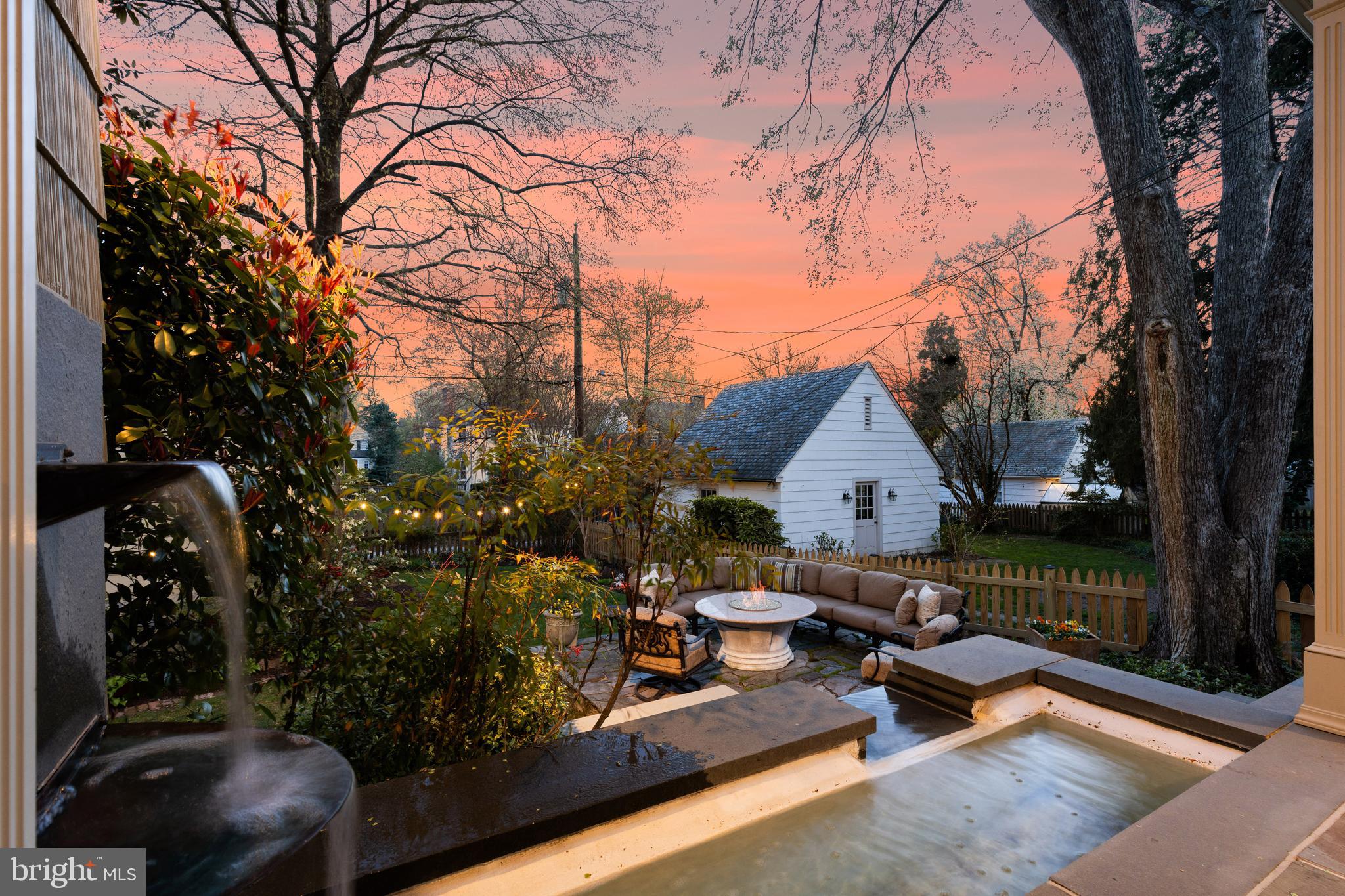 HOMELAND HISTORIC DISTRICT - Residential