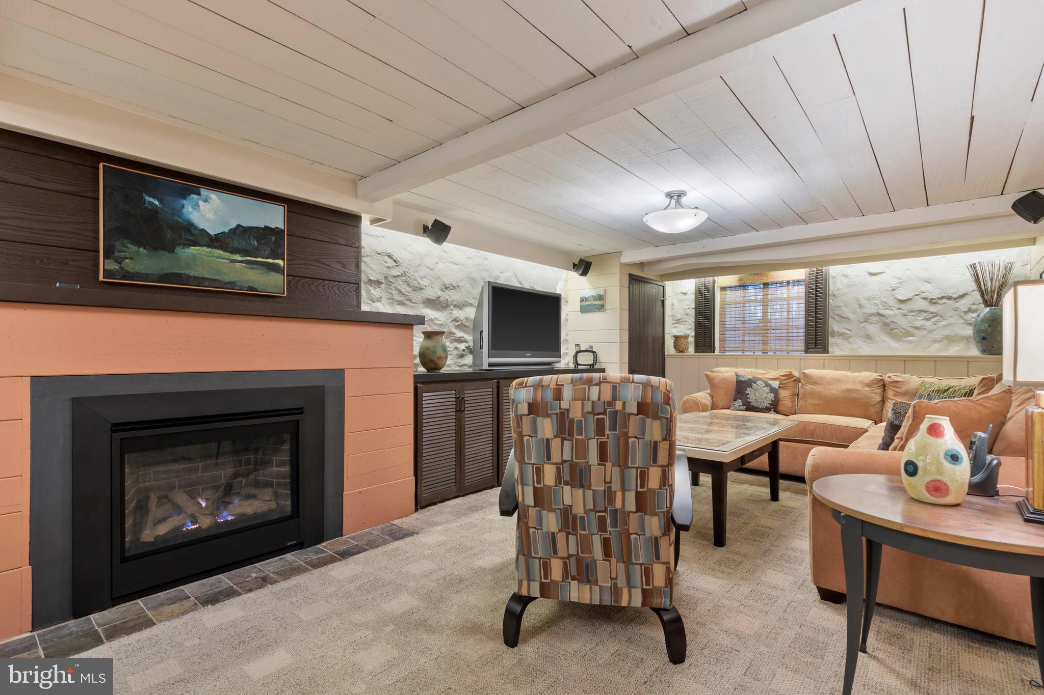 HOMELAND HISTORIC DISTRICT - Residential