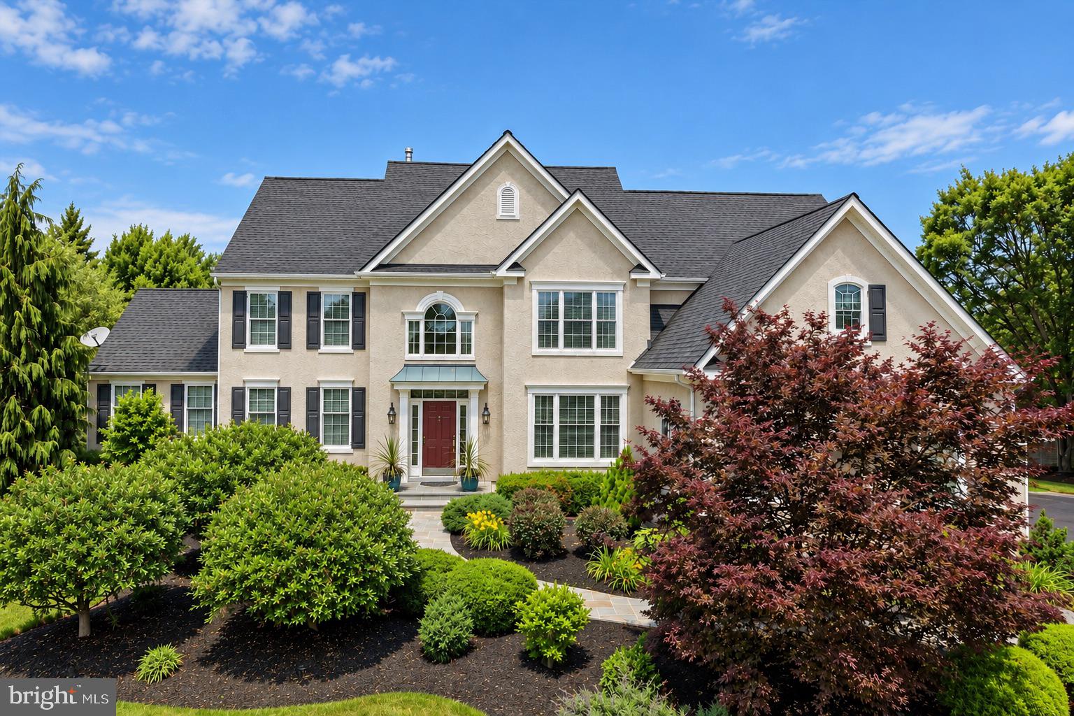583 OAKMONT DRIVE E