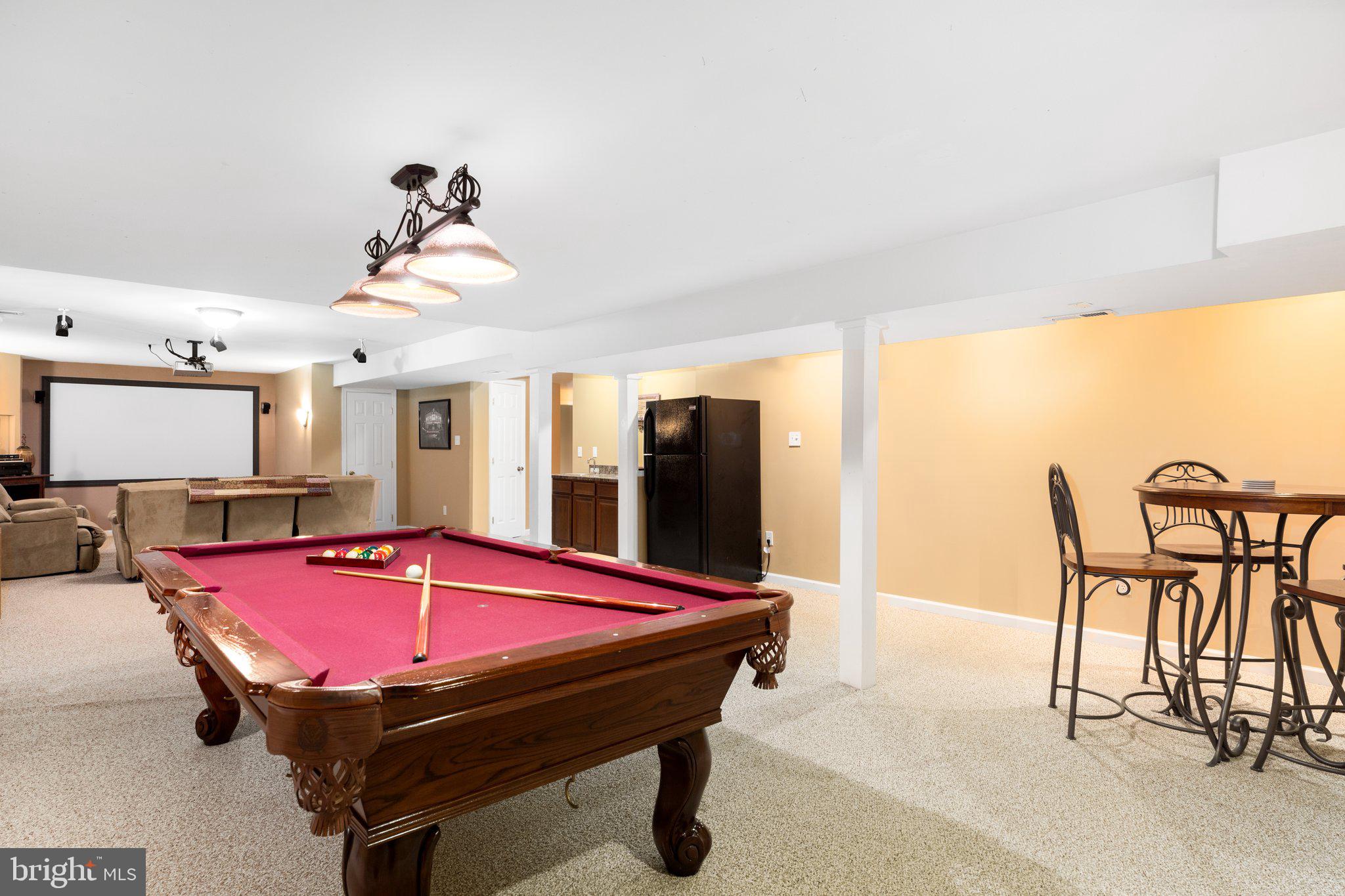 ASHBY MEADOW ESTATES - Residential