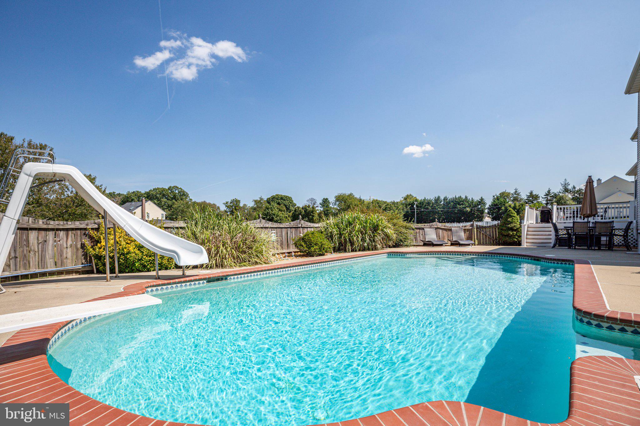 ASHBY MEADOW ESTATES - Residential