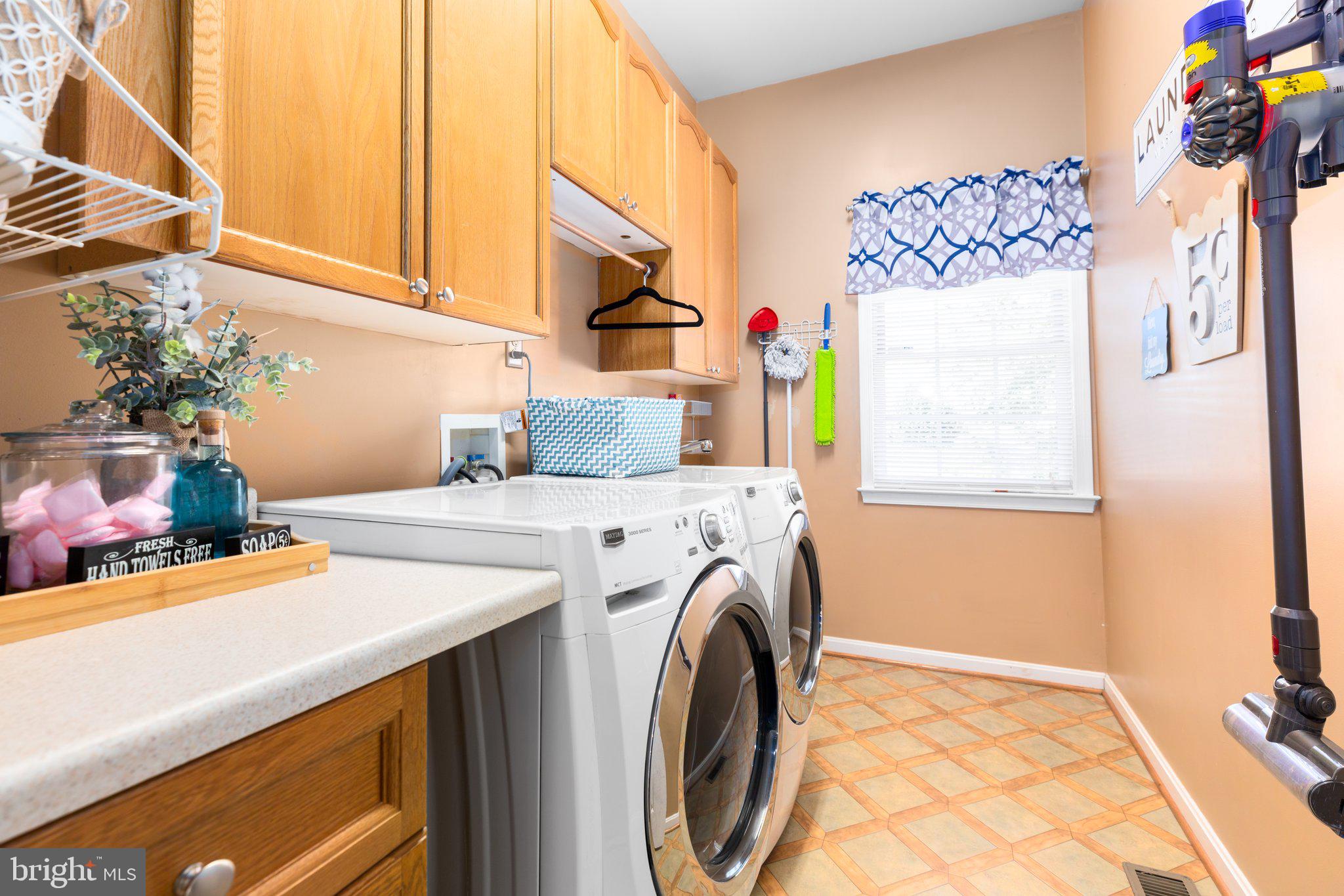 ASHBY MEADOW ESTATES - Residential