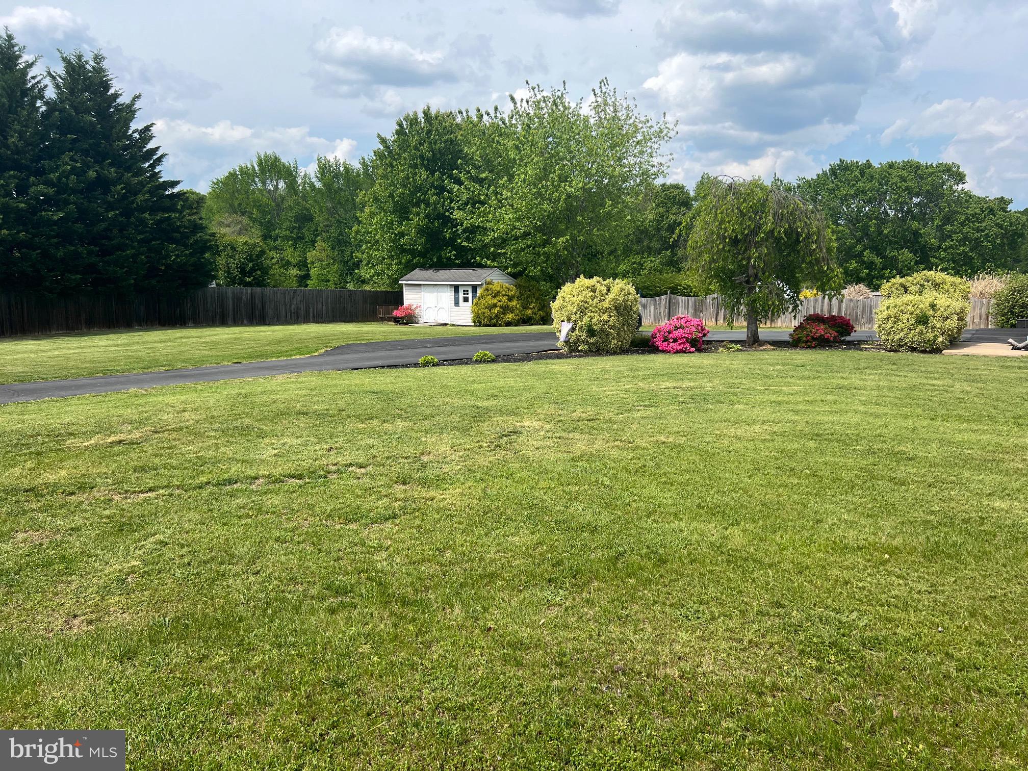 ASHBY MEADOW ESTATES - Residential