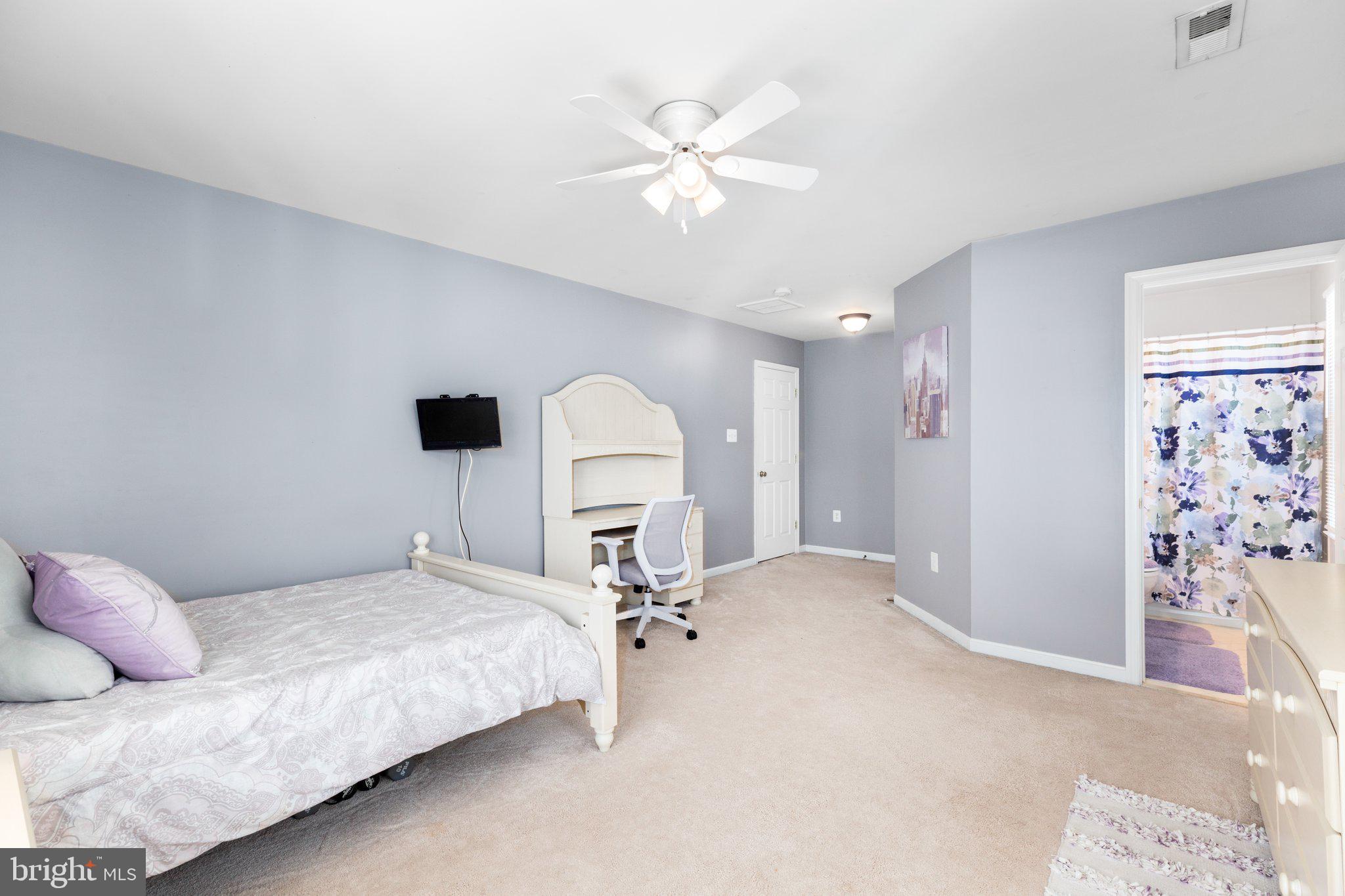 ASHBY MEADOW ESTATES - Residential