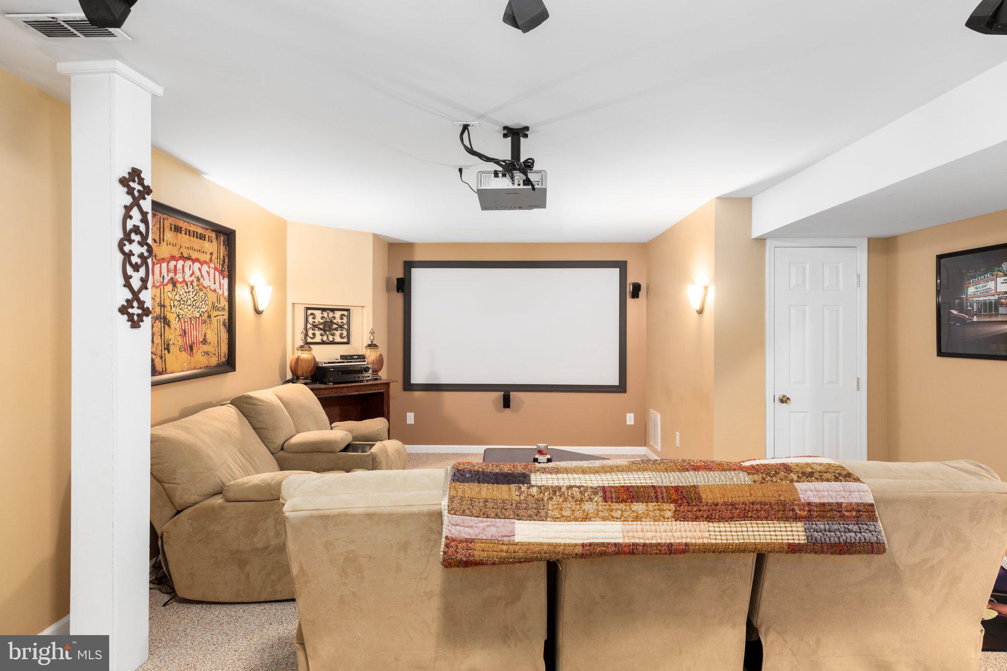 ASHBY MEADOW ESTATES - Residential