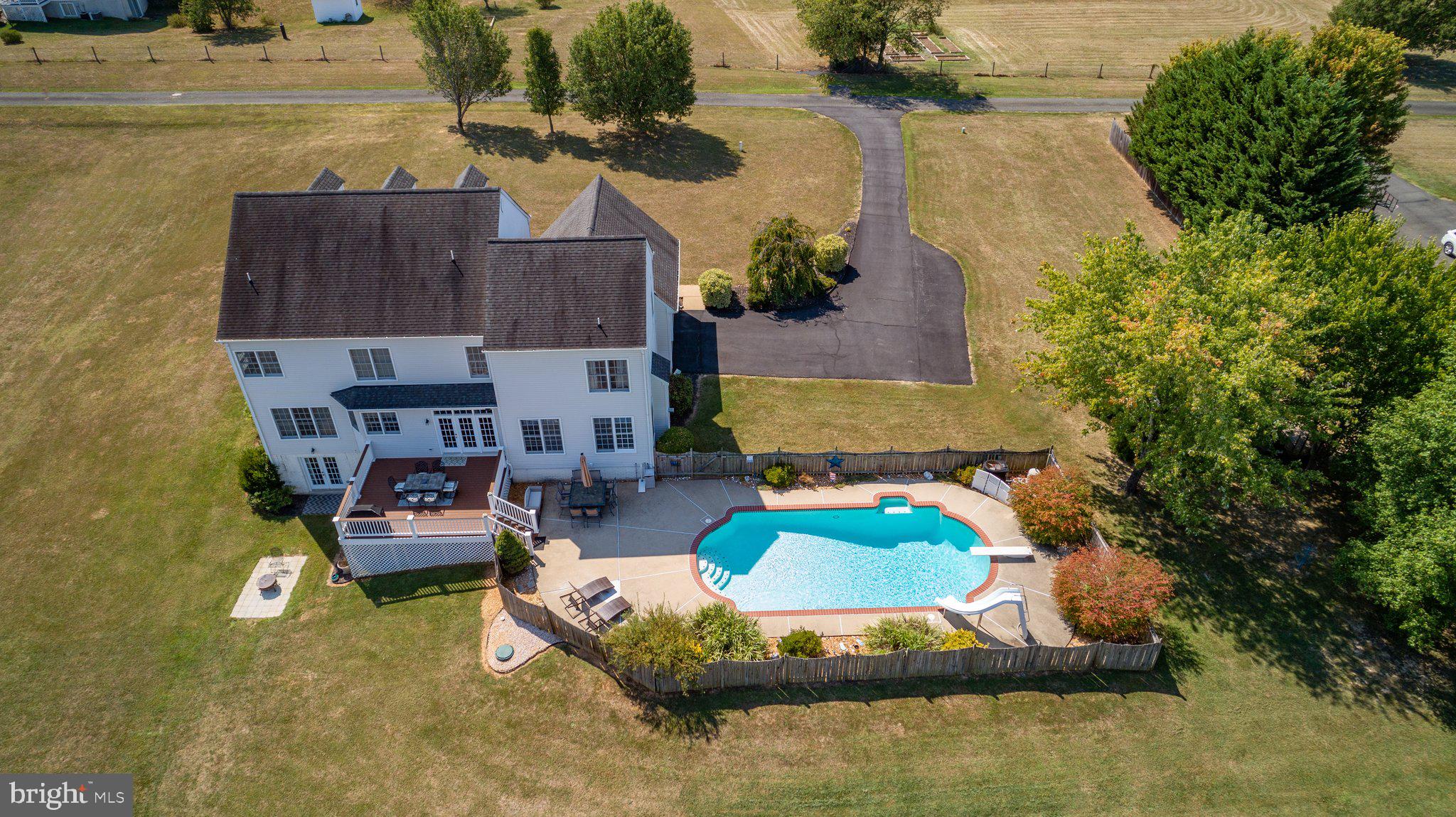 ASHBY MEADOW ESTATES - Residential