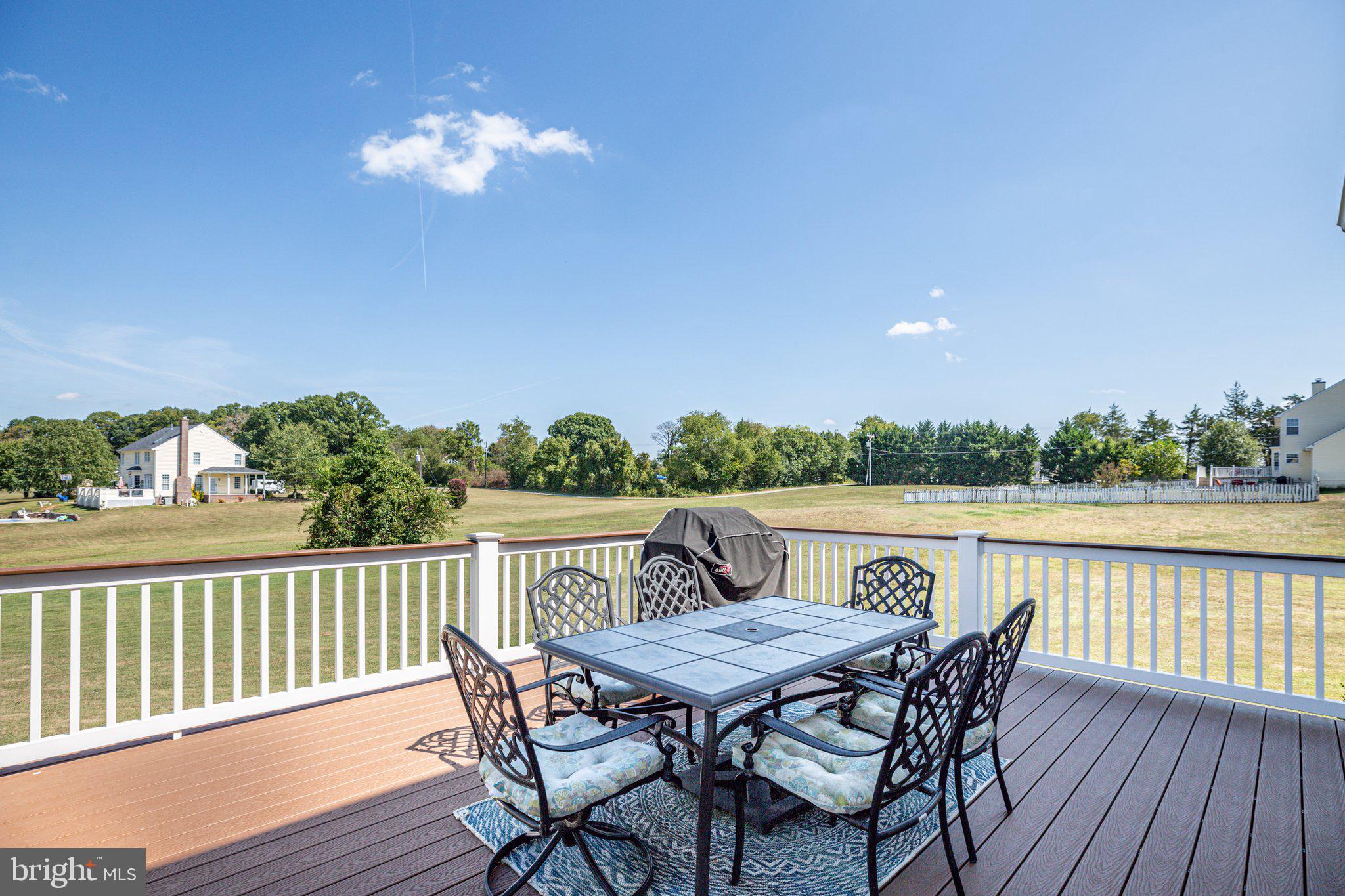 ASHBY MEADOW ESTATES - Residential