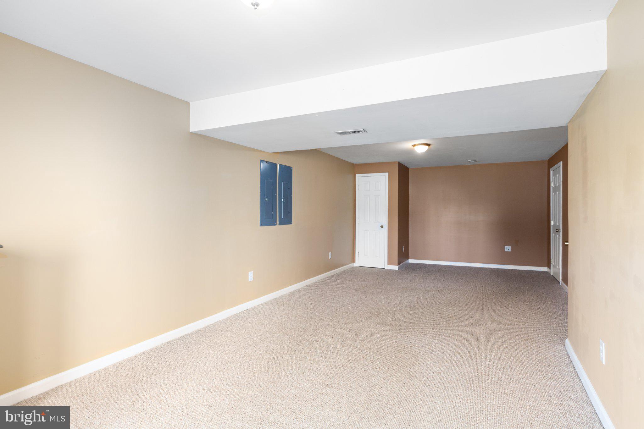 ASHBY MEADOW ESTATES - Residential