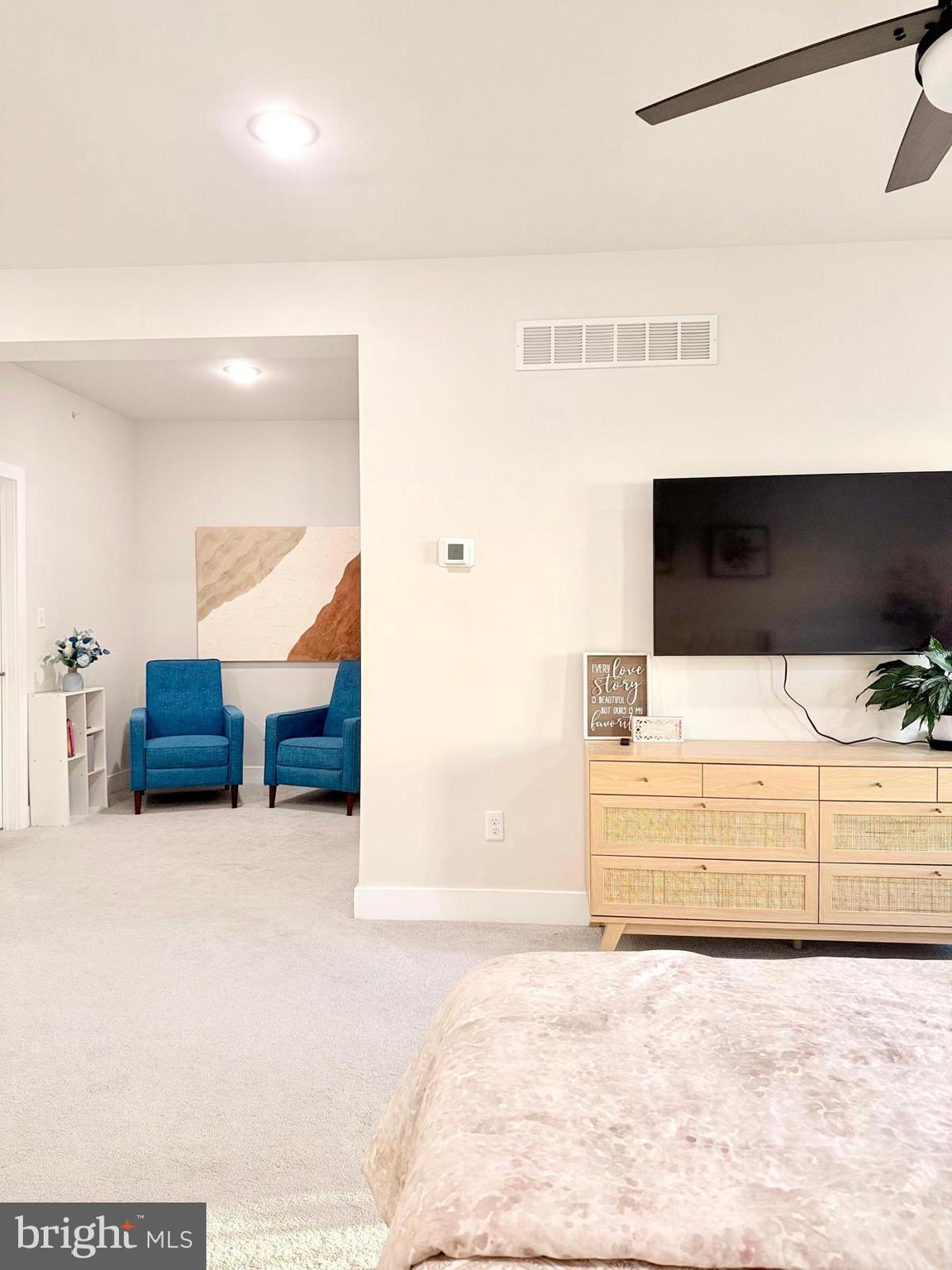 LOCHIEL FARM - Residential Lease