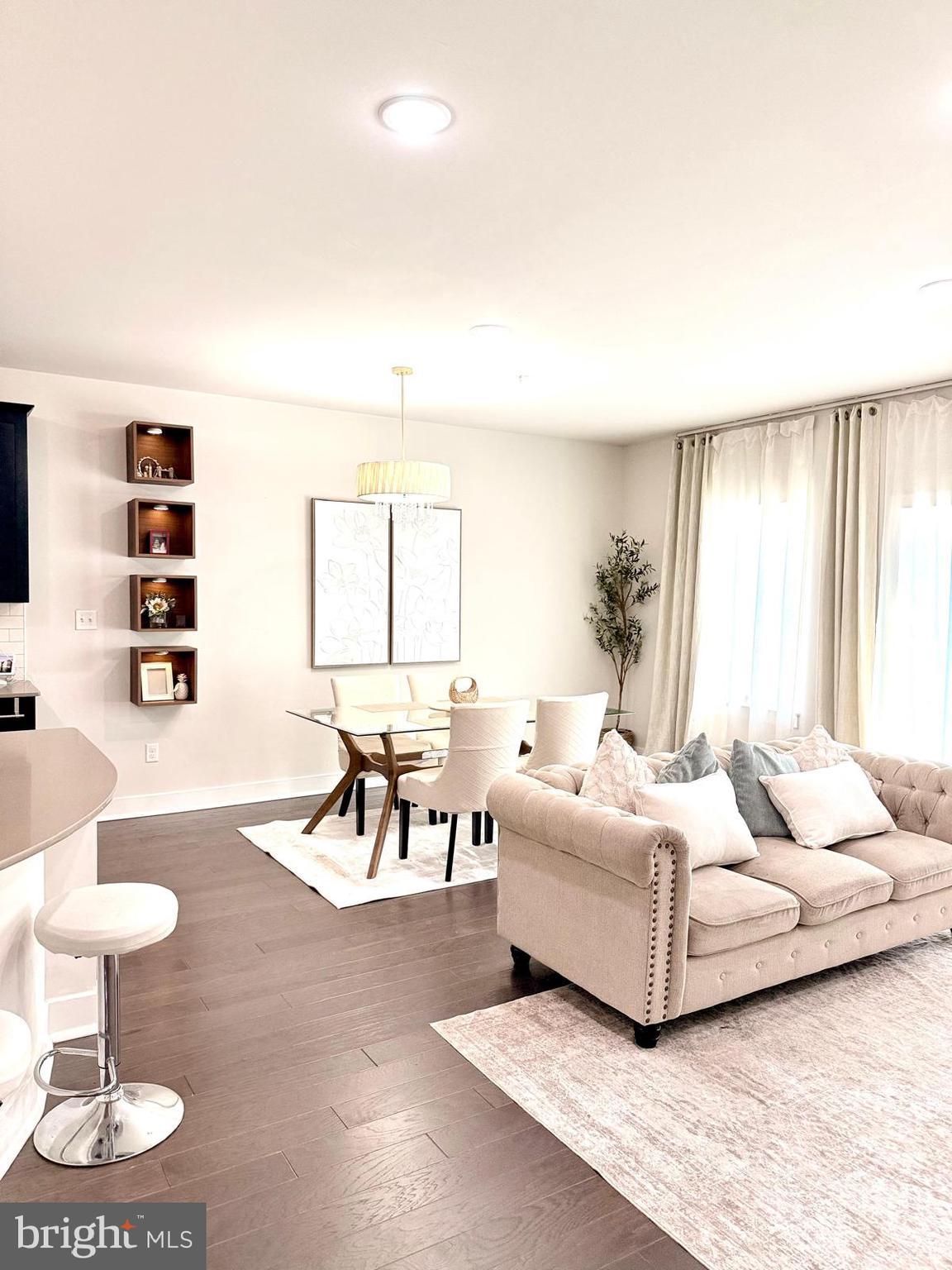 LOCHIEL FARM - Residential Lease