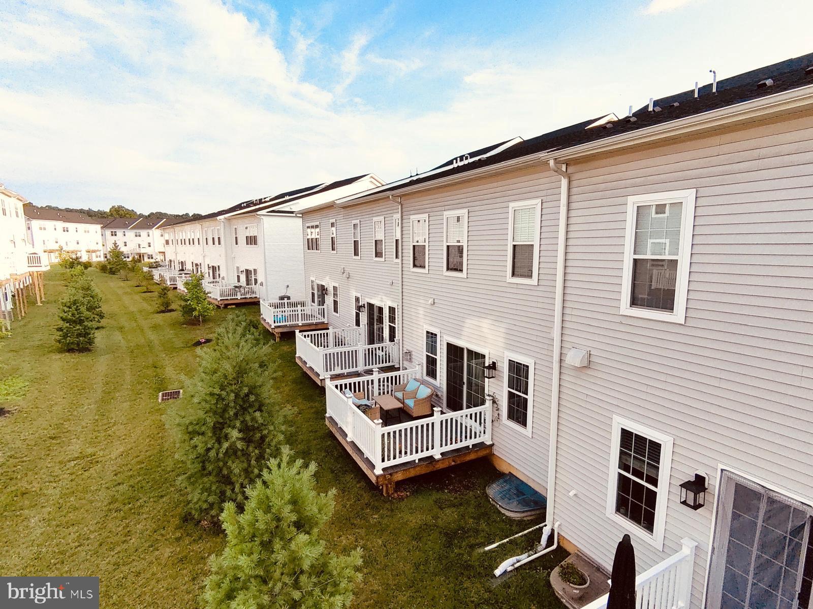 LOCHIEL FARM - Residential Lease