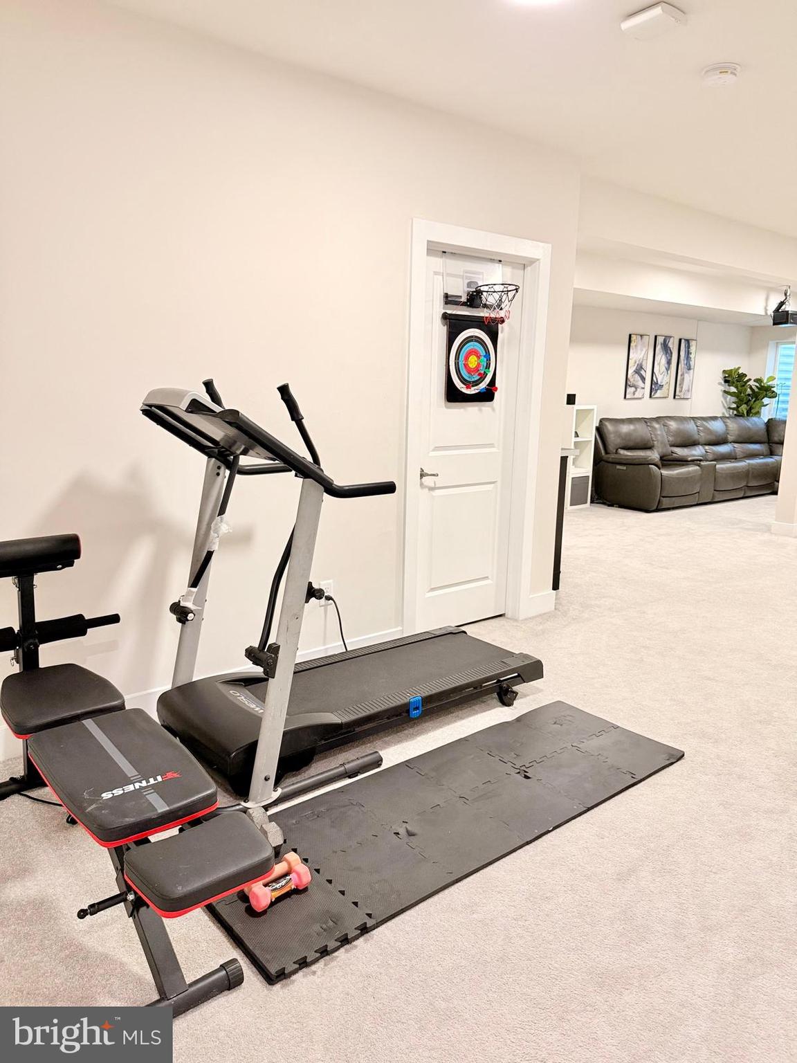 LOCHIEL FARM - Residential Lease