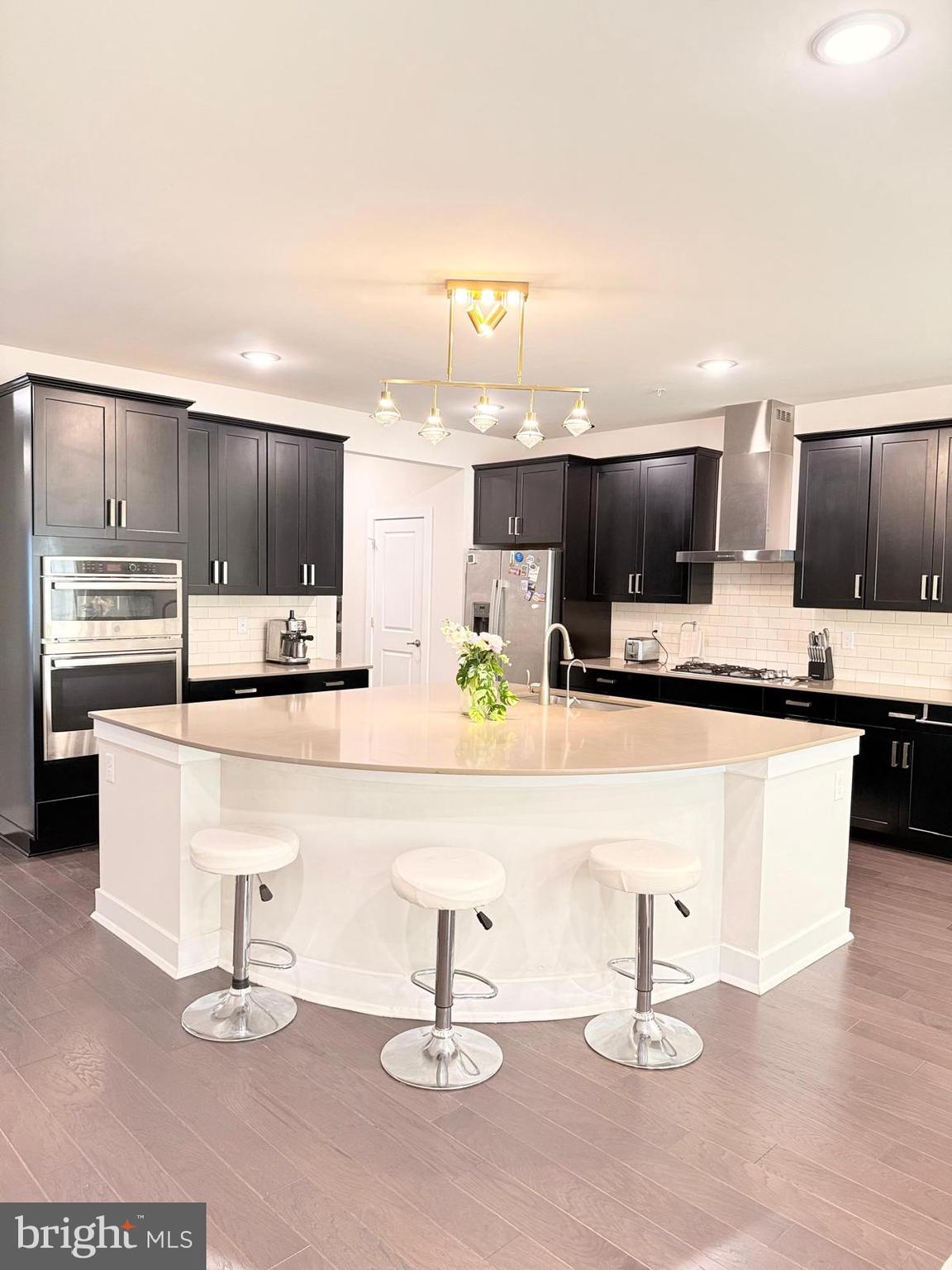 LOCHIEL FARM - Residential Lease