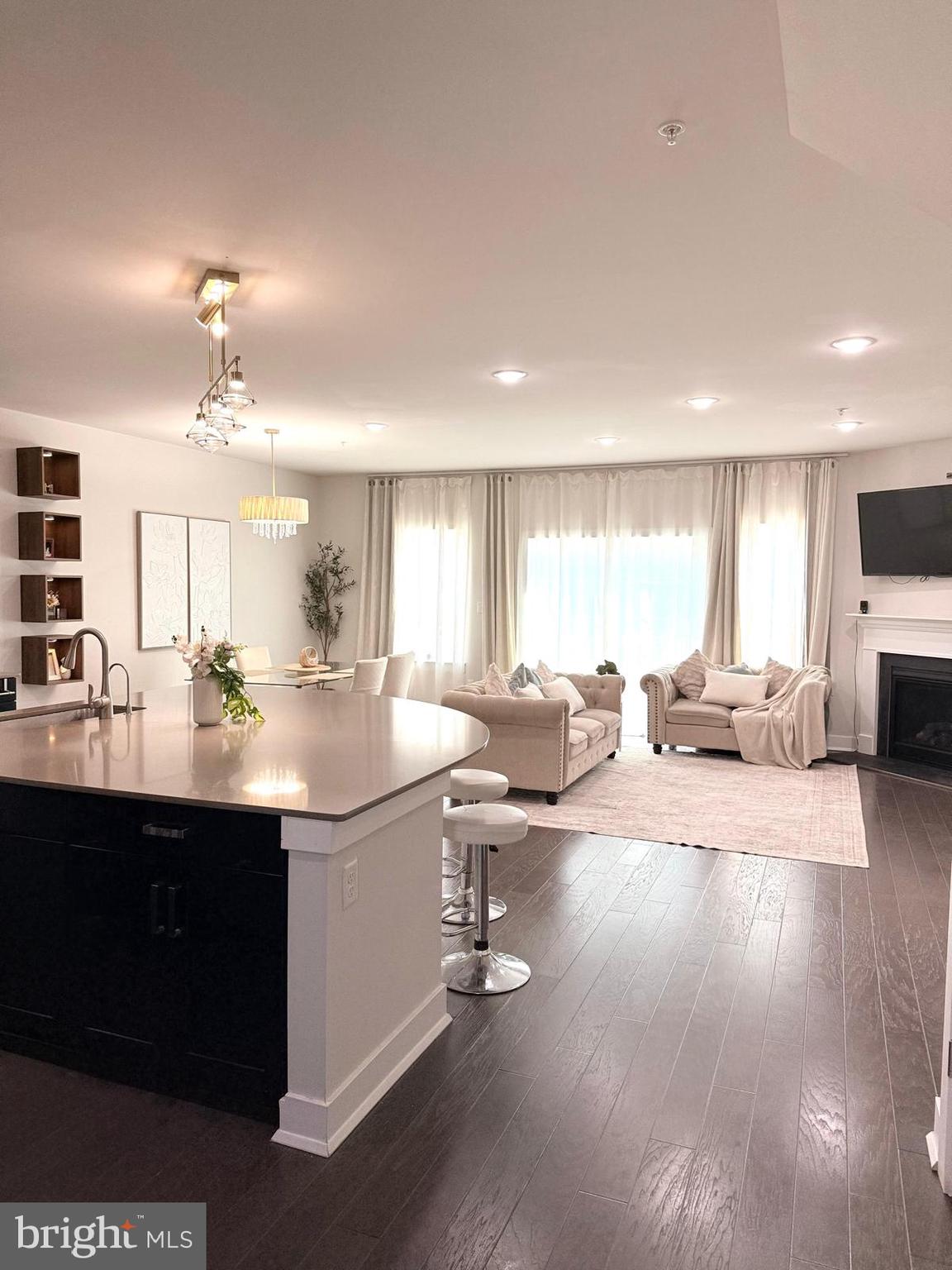 LOCHIEL FARM - Residential Lease